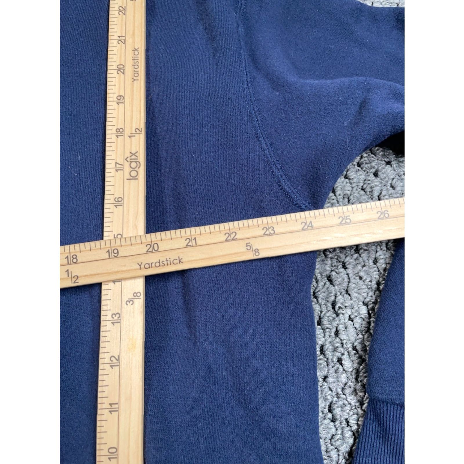 Lee VTG Morgans 90s Embroidered Sweatshirt Lee Brand XL Adult Dark Blue 50-50 Blend Vintage Yes Crew Neck Long Sleeve Cotton Polyester Cotton Blend - DS? Size US XL / EU 56 / 4 - 6 Thumbnail