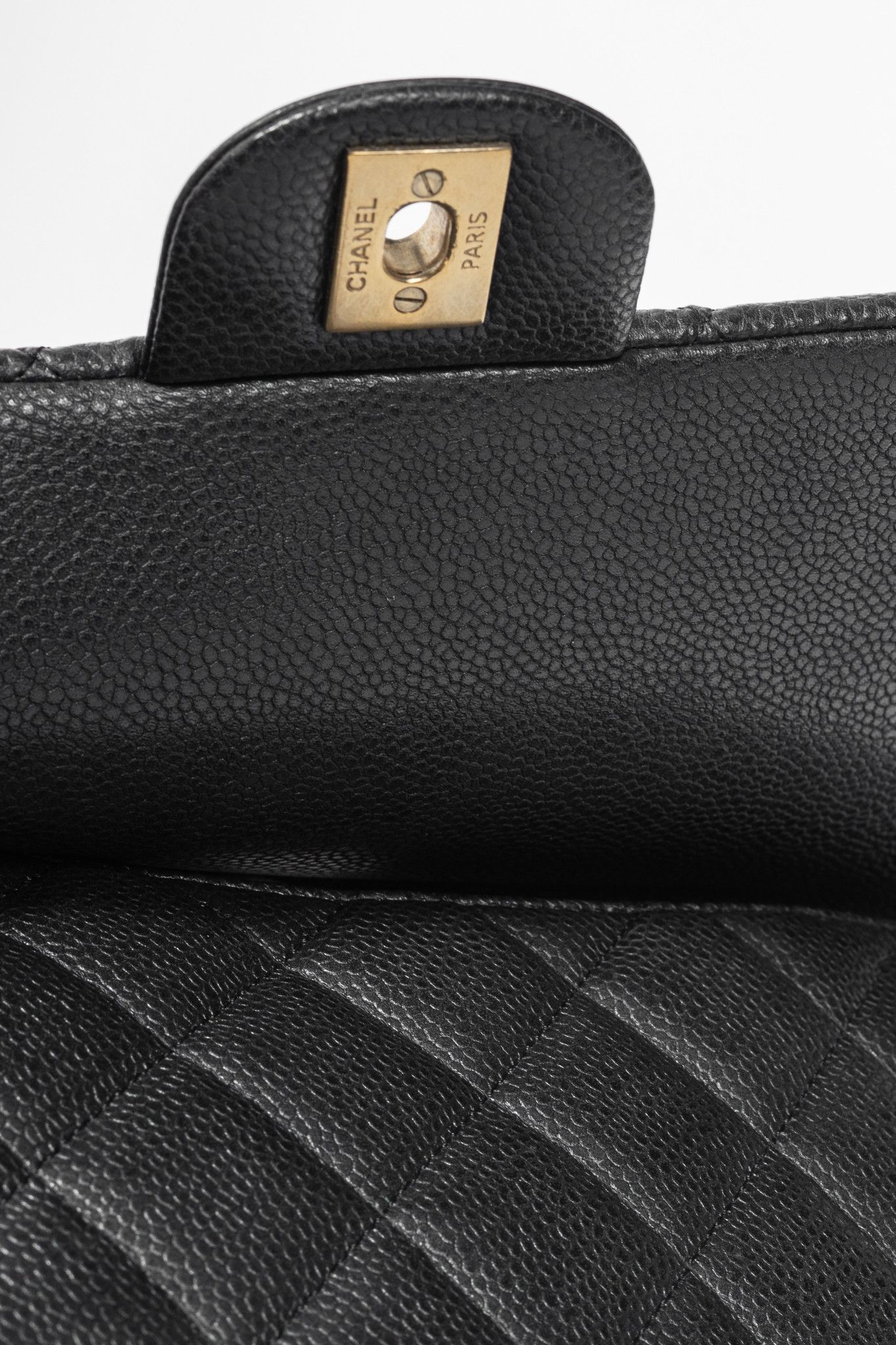 Chanel Chanel Anthracite Caviar-Leather Quilted Chain Flap Clutch Size ONE SIZE - 9 Thumbnail
