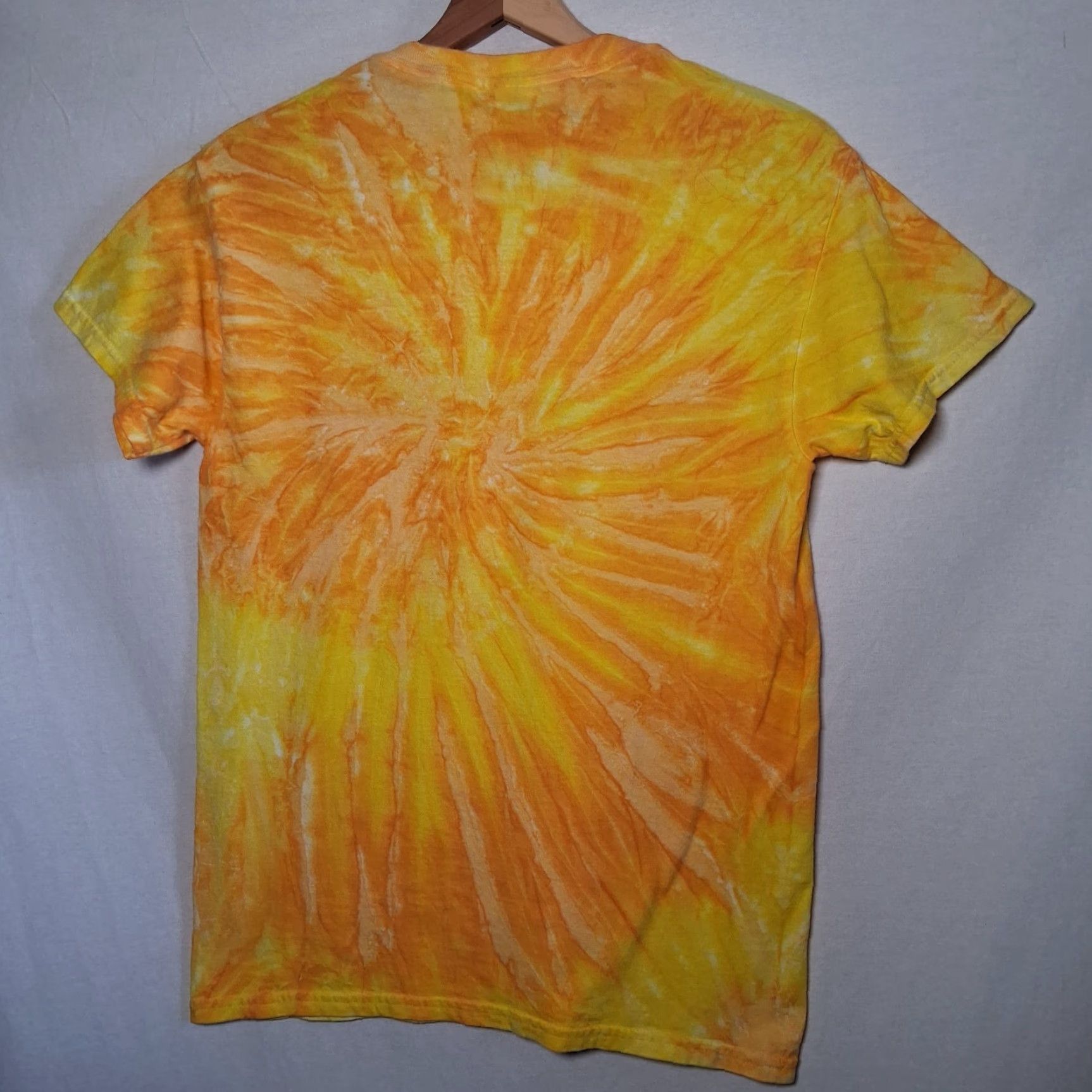 Gildan West Virginia Strawberry Festival Shirt Small Yellow Orange Tie Dye Strawberries Shirt Size US S / EU 44-46 / 1 - 4 Thumbnail
