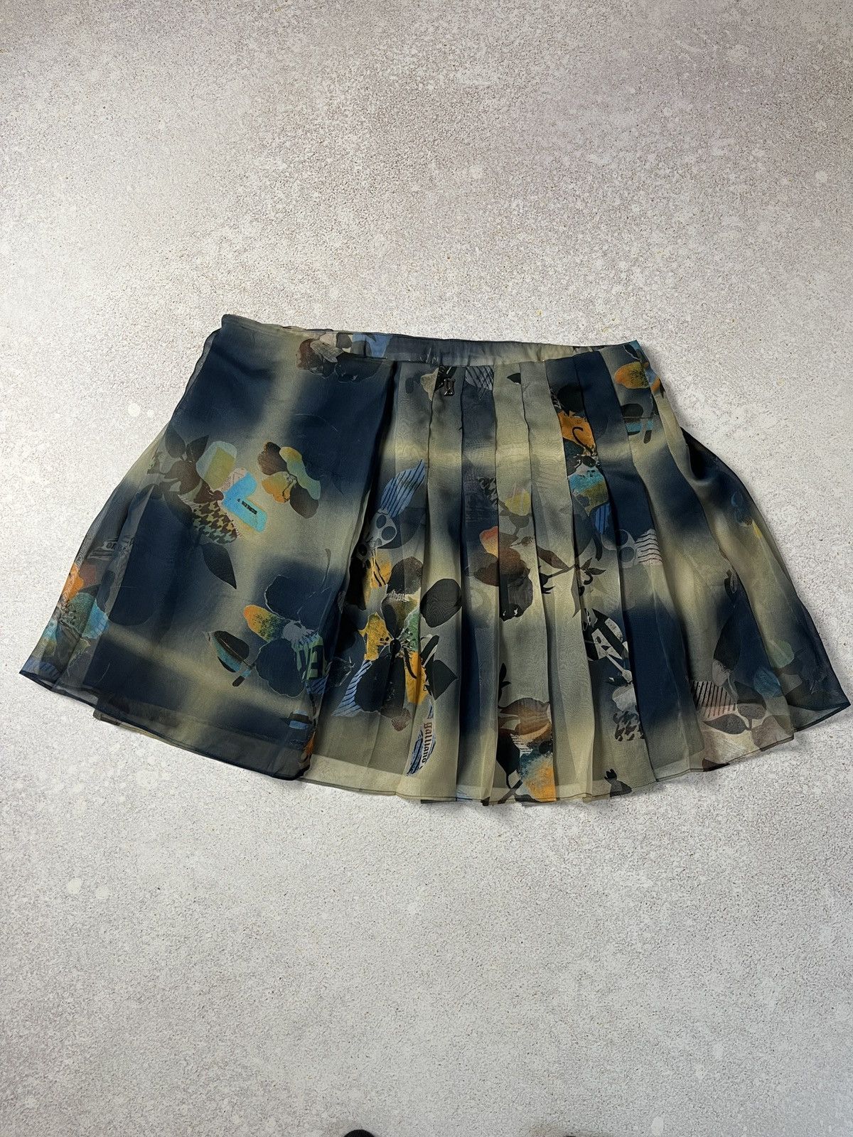 John Galliano Vintage John Galliano Asymmetric Floral Chiffon Mini Skirt Size 28" / US 6 / IT 42 - 1 Thumbnail