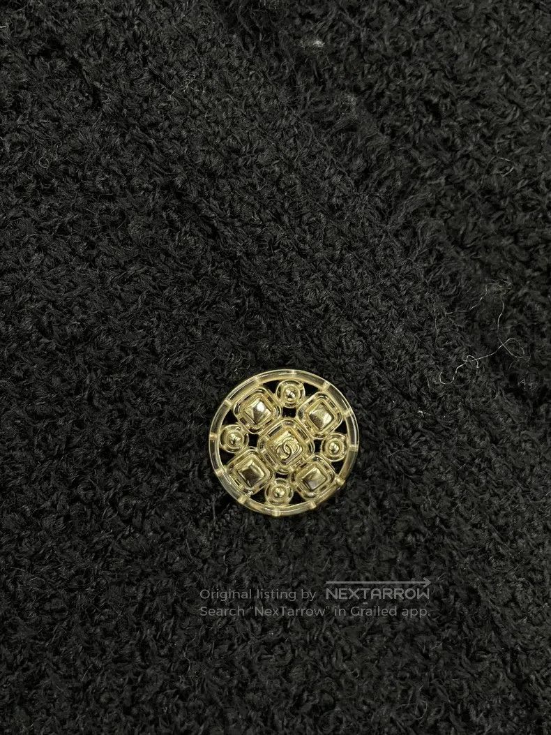 Chanel Chanel Kangpeng Street Series Black and Gold Four-pocket J Size S / US 4 / IT 40 - 2 Thumbnail