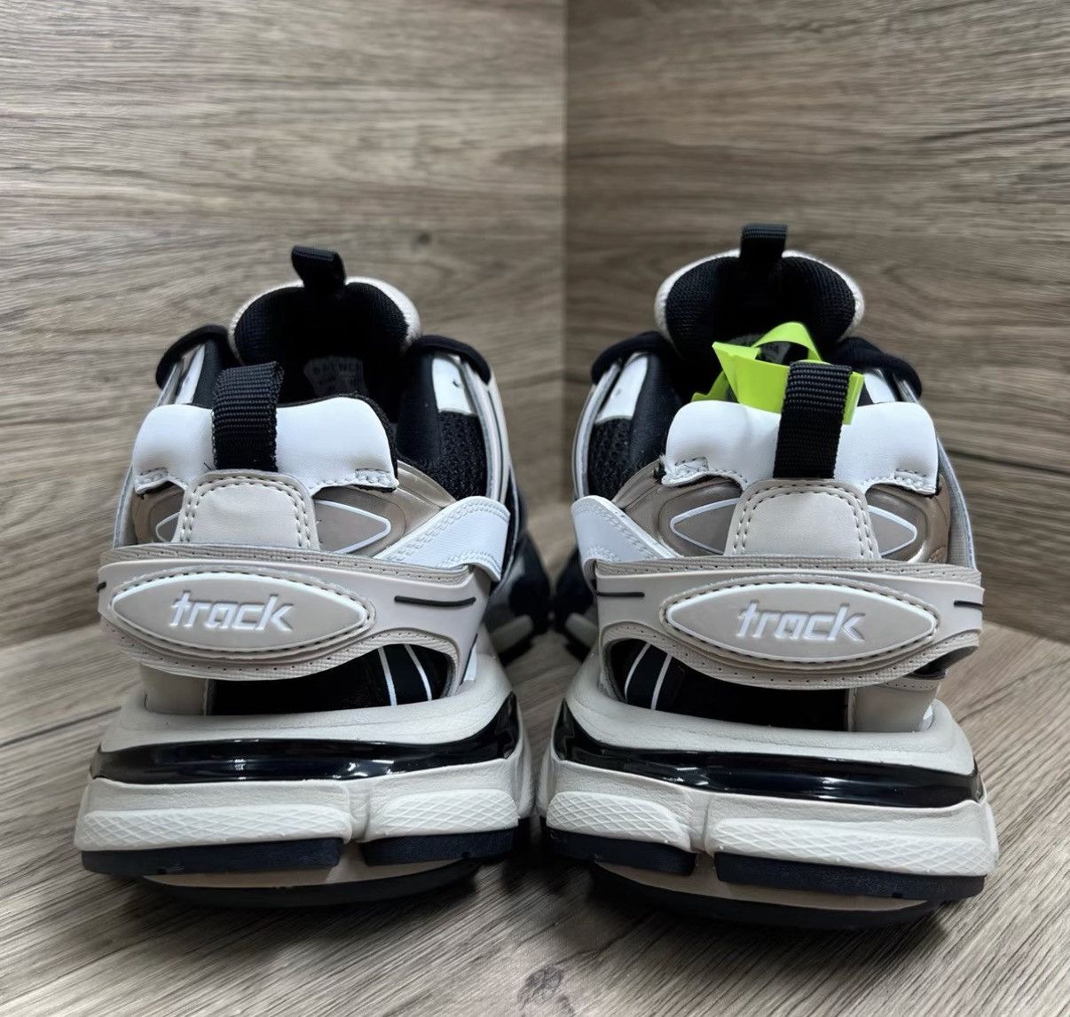 Balenciaga Balenciaga Track Off-white & Black Dad Sneakers J41 Size US 8 / IT 38 - 5 Thumbnail