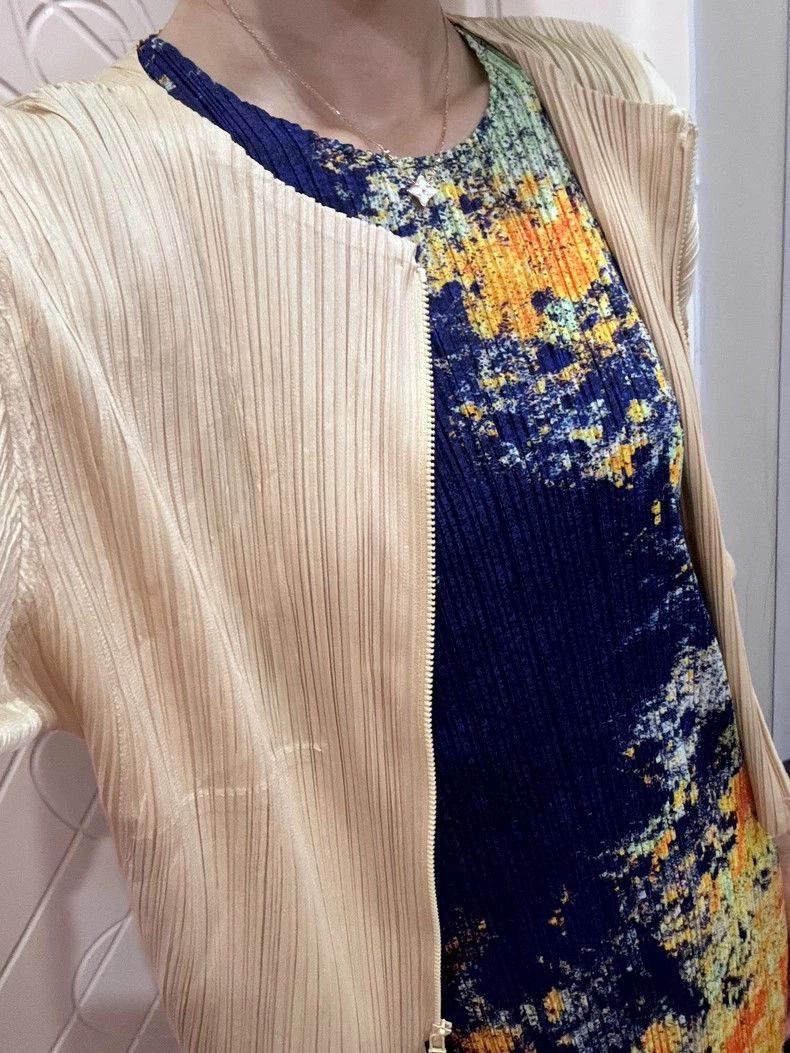 Issey Miyake Issey Miyake Beige zipper cardigan Size L / US 10 / IT 46 - 6 Thumbnail