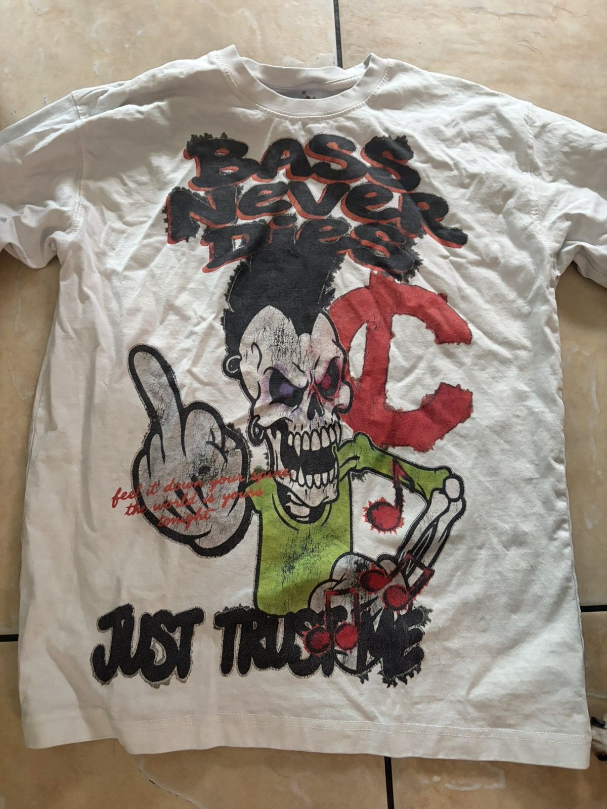 Other Che Bass Never Dies Merch Size US M / EU 48-50 / 2 - 1 Thumbnail