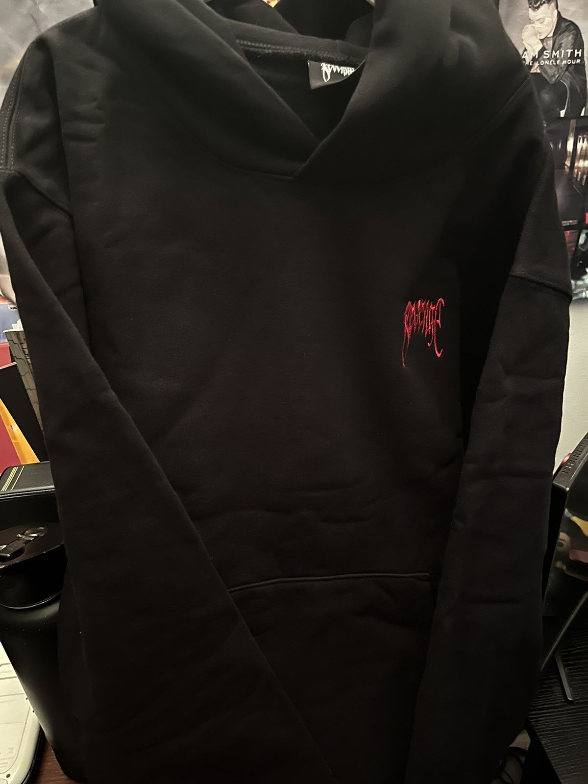 Revenge Revenge BLACK/RED EMBROIDERED BASIC HOODIE Size US L / EU 52-54 / 3 - 1 Thumbnail