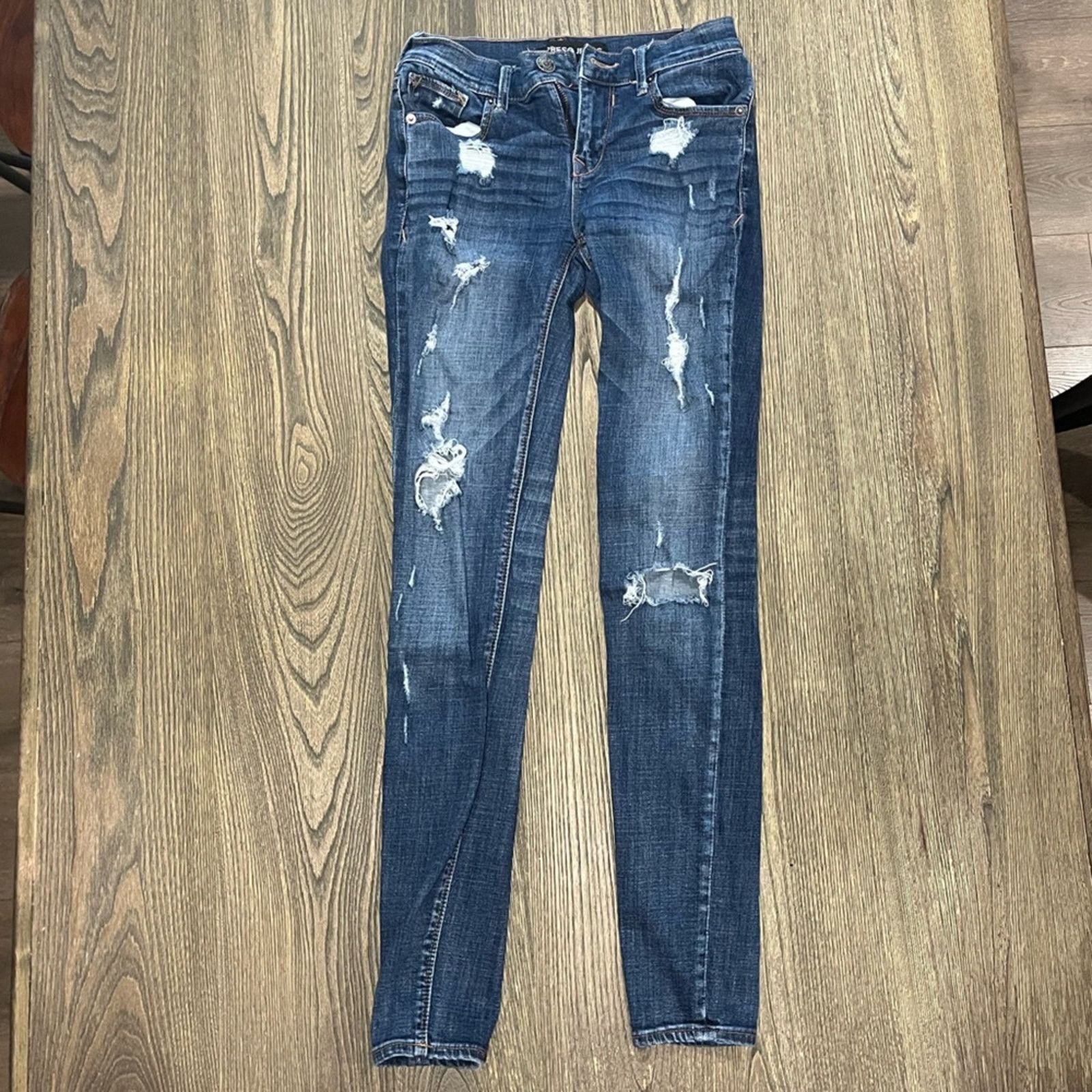 Express Express Jeans Mia Legging Mid-Rise Distressed Denim Size 2L Size 26" / US 2 / IT 38 - 1 Thumbnail