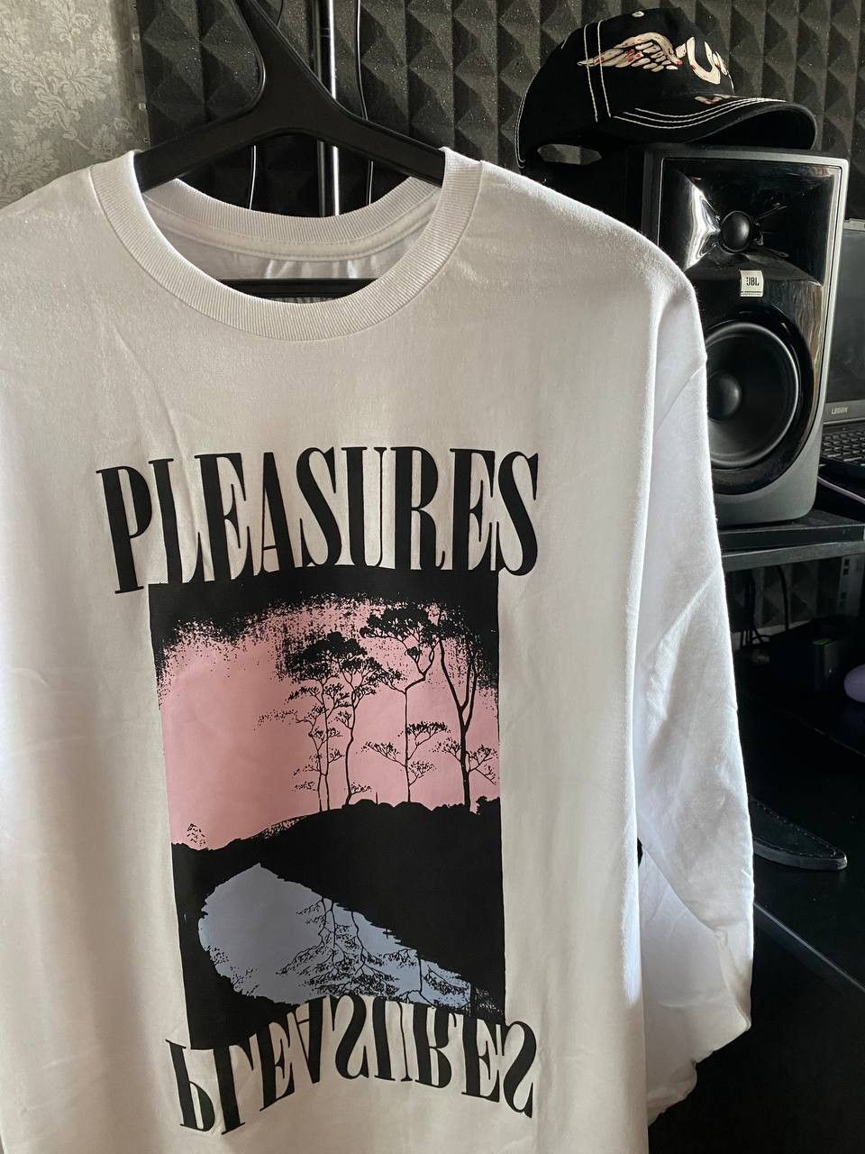 Pleasures Pleasures - River Longsleeve Size US L / EU 52-54 / 3 - 5 Thumbnail