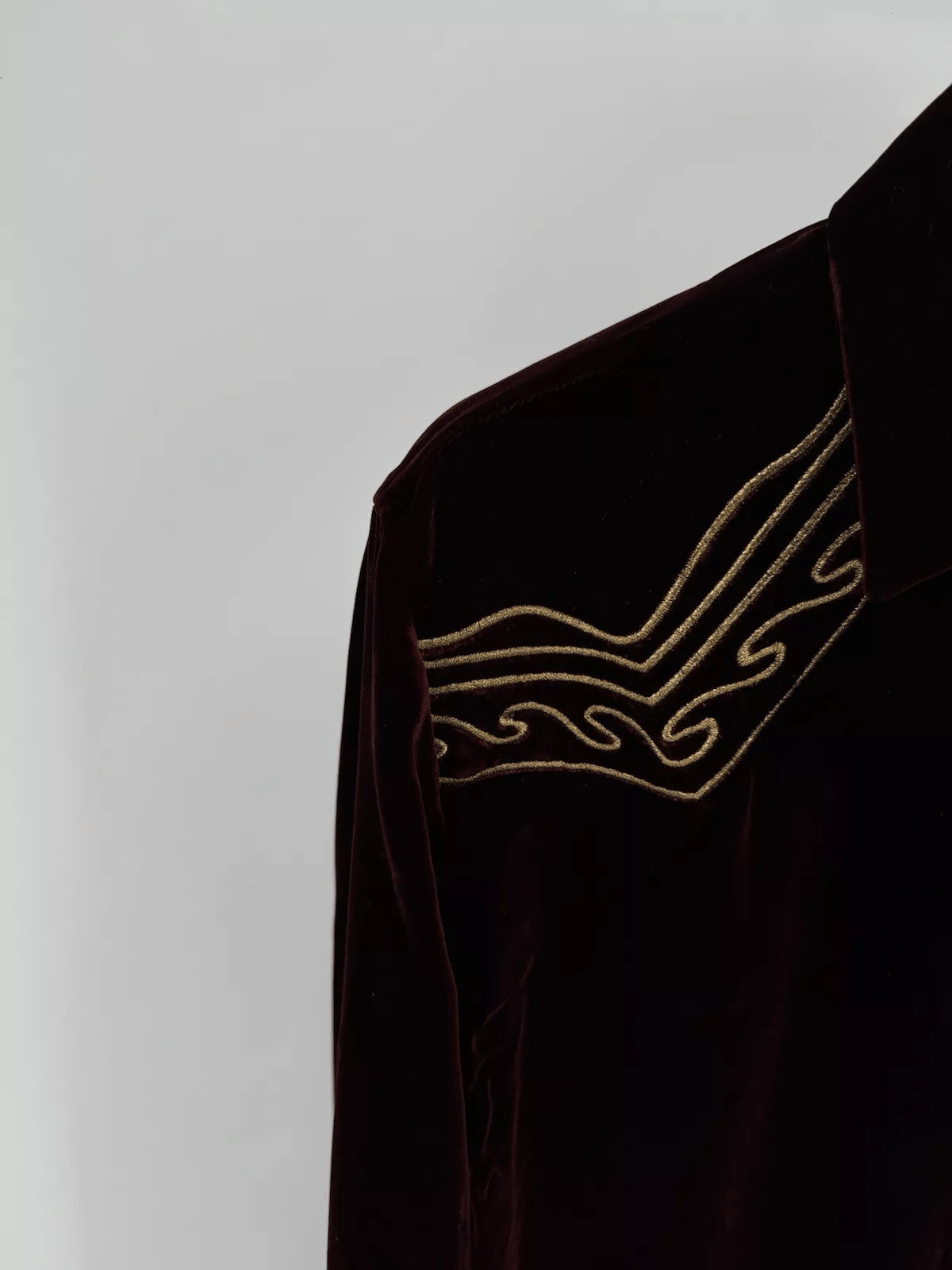 Yves Saint Laurent Saint Laurent Velour Shirt Size 38 / 15 Medium Size US M / EU 48-50 / 2 - 4 Thumbnail
