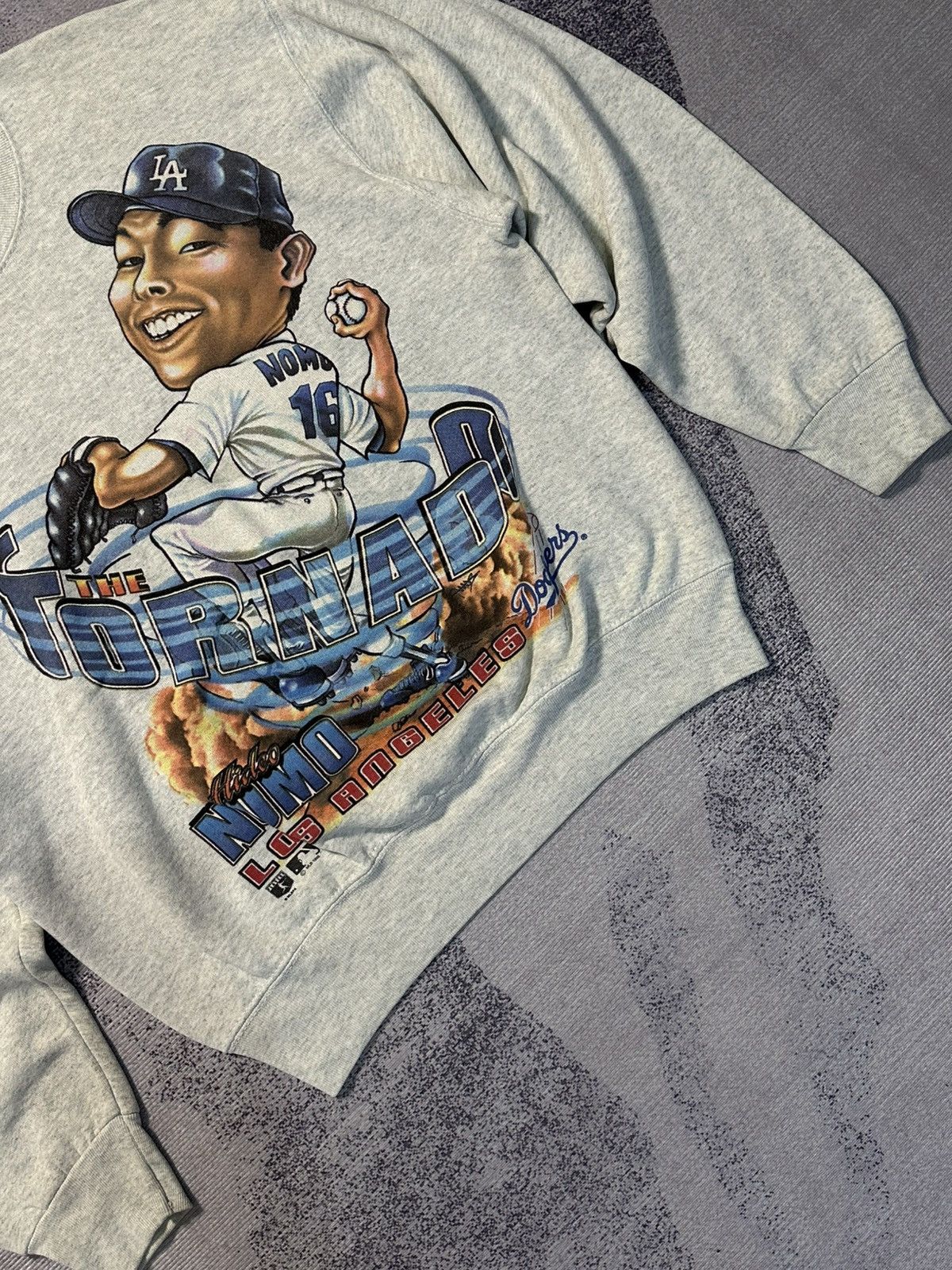 Salem Sportswear Vintage MLB 90s LA Dodgers Hideo Nomo Sweatshirt Size US M / EU 48-50 / 2 - 2 Thumbnail