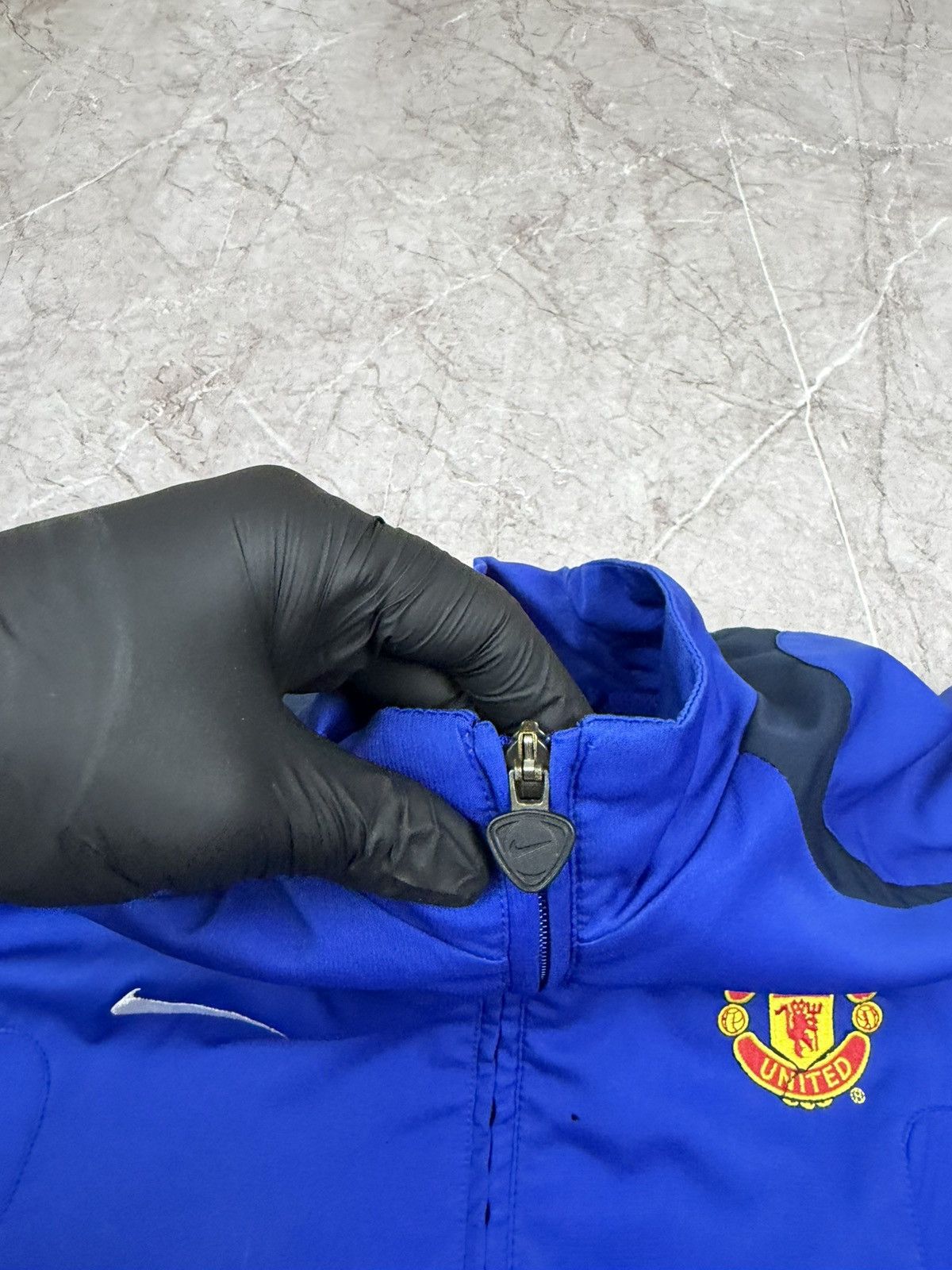 Nike Vintage Nike Manchester United Football Jacket Soccer Size US L / EU 52-54 / 3 - 10 Thumbnail
