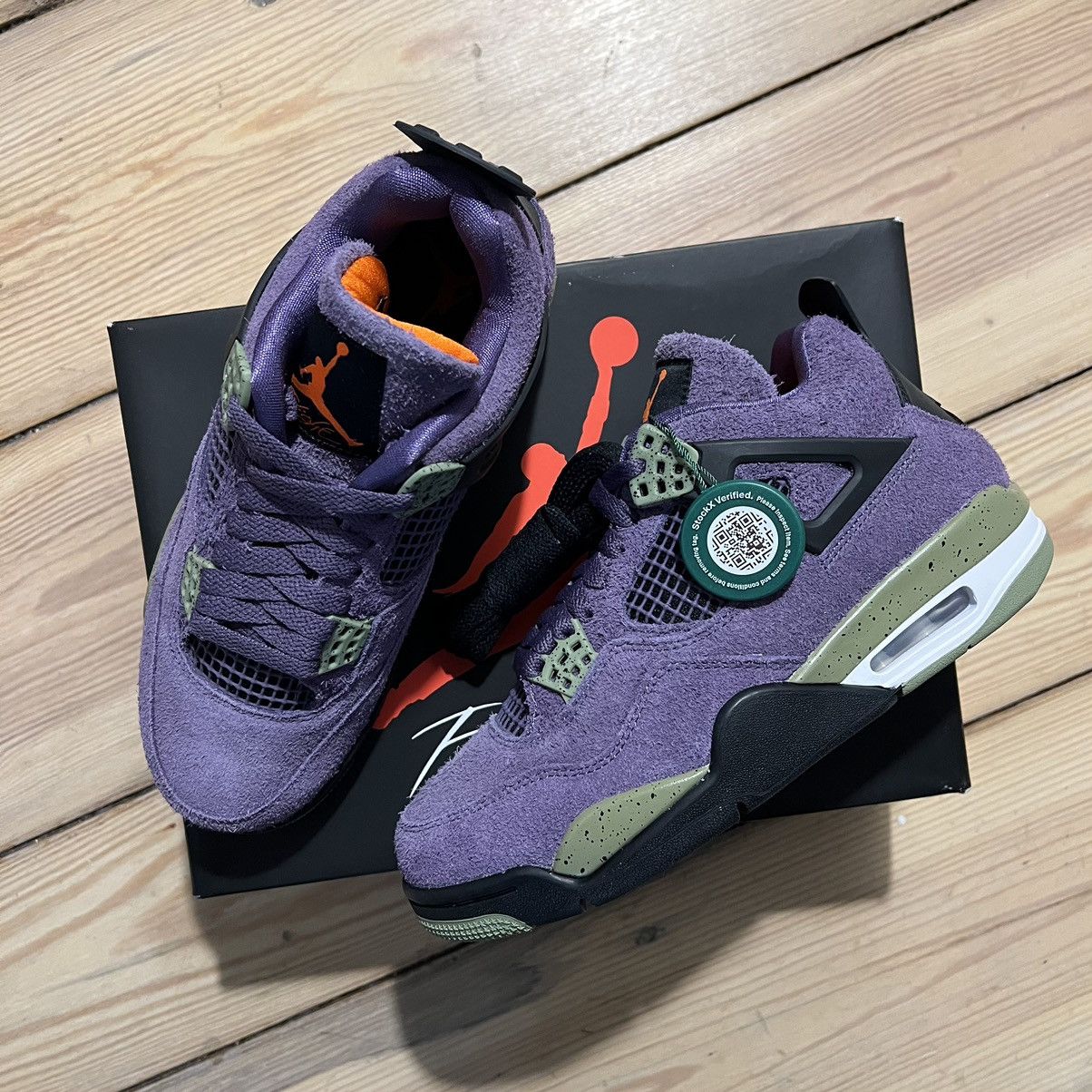 nike air jordan 4 purple