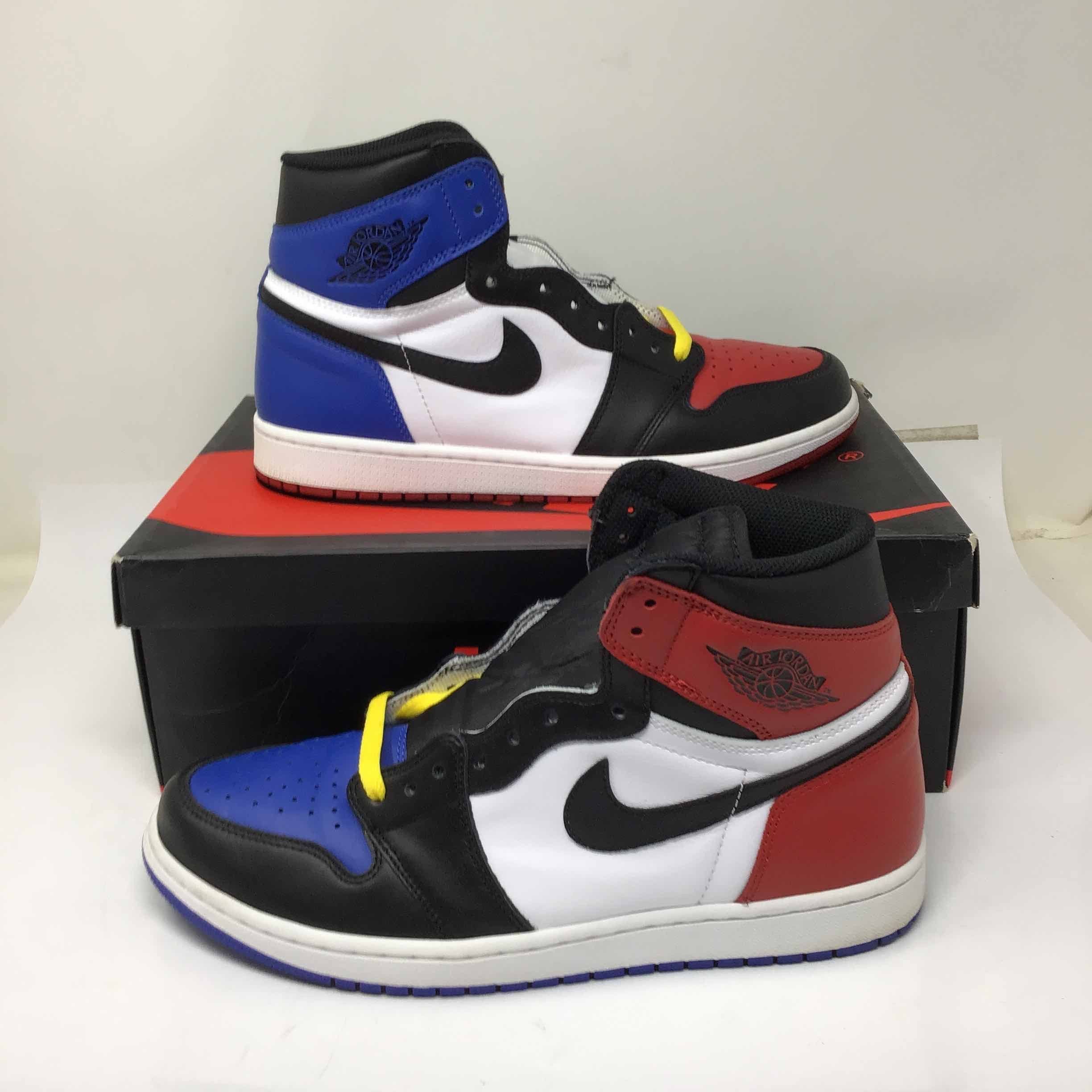 Air Jordan Retro High OG Top