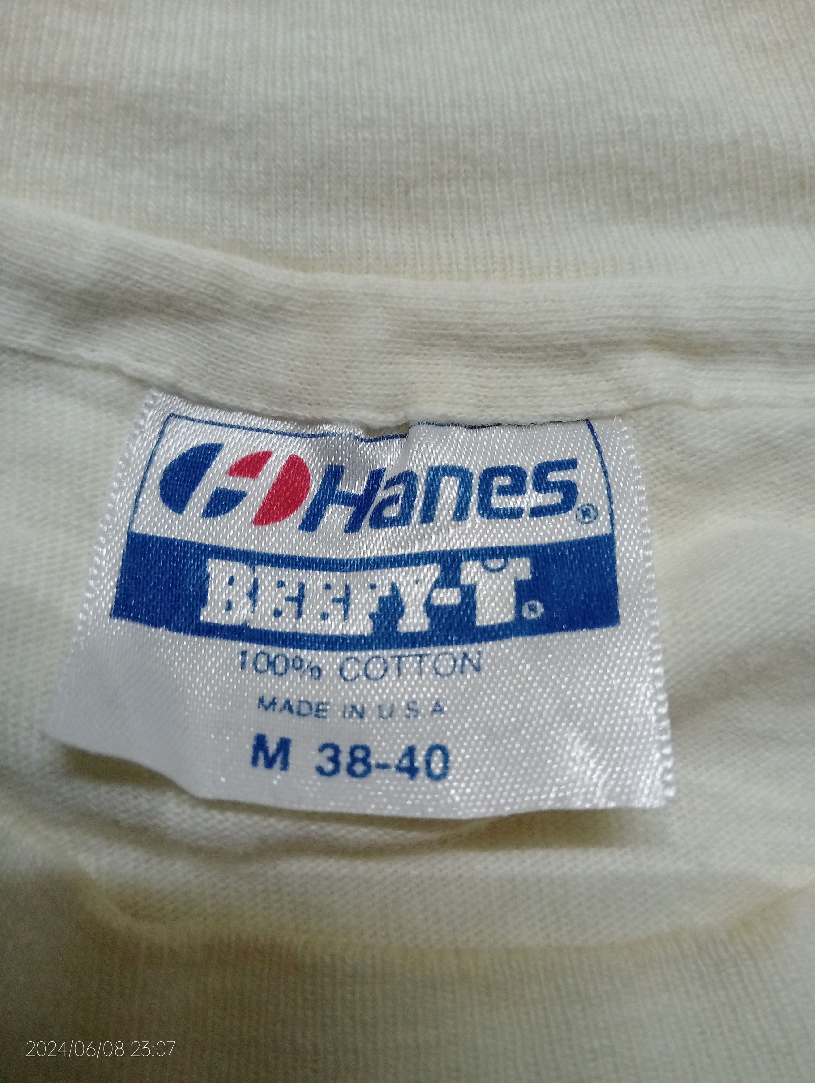 Vintage Vintage '90s Hanes Single Stitch Beautiful Guam Tee, USA Size US M / EU 48-50 / 2 - 2 Thumbnail