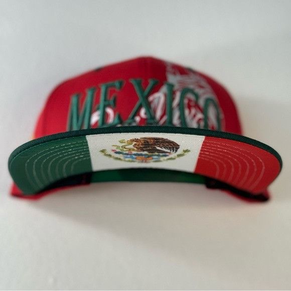 Designer NEW QUE VIVA MEXICO RED/GREEN FLAT BILL SNAPBACK Size ONE SIZE - 4 Thumbnail