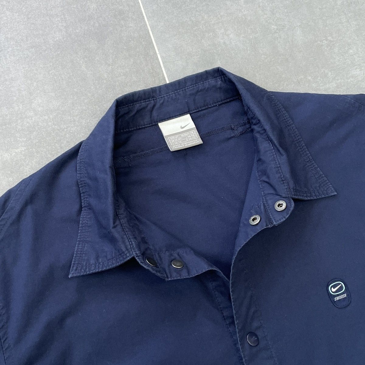 Nike × Vintage Vintage Nike Button Shirt Size M Size US M / EU 48-50 / 2 - 9 Thumbnail
