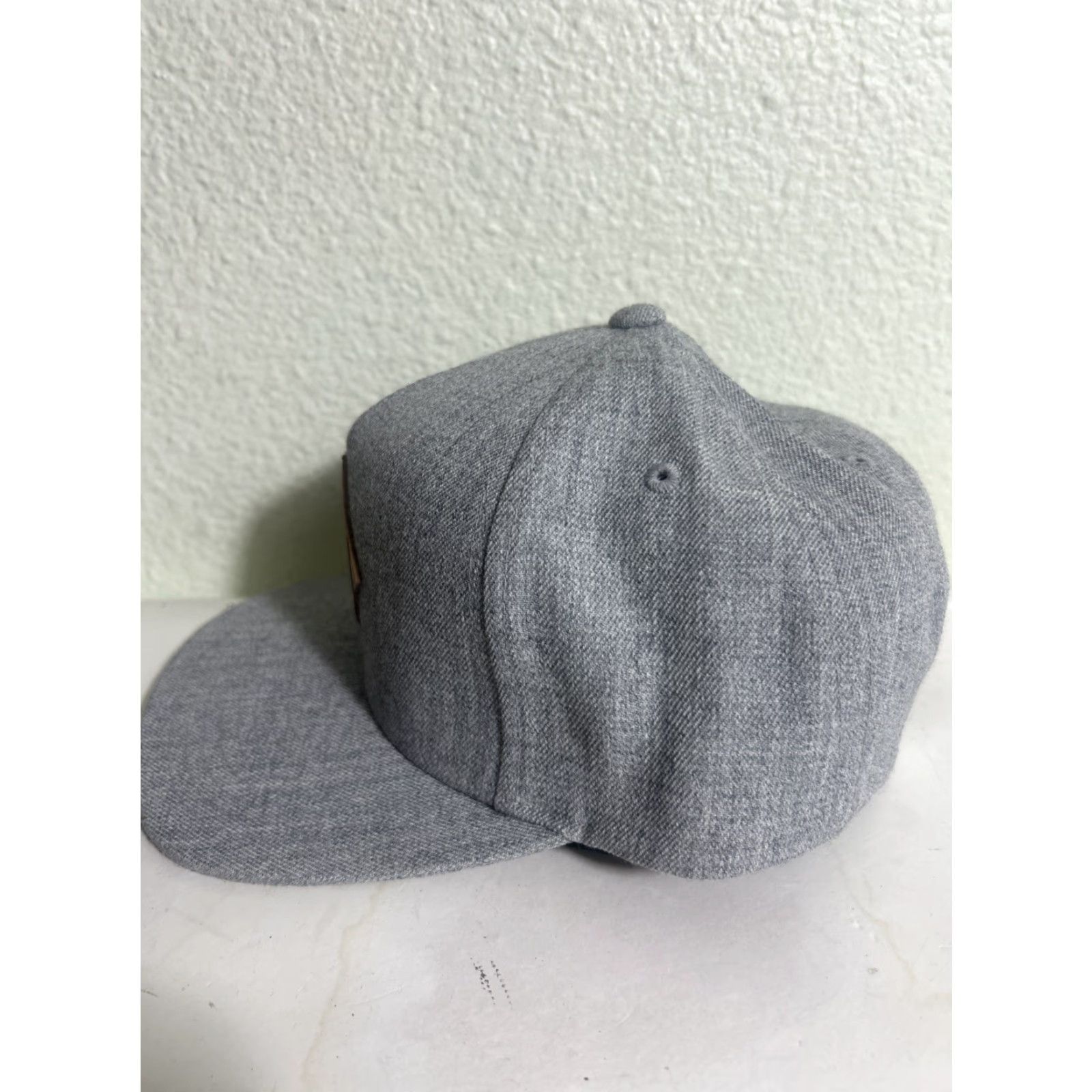RVCA VINTAGE RVCA VA Patch Twill Snap Back Hat Cap Smoke Grey Adjustable Snapback Men Size ONE SIZE - 7 Thumbnail