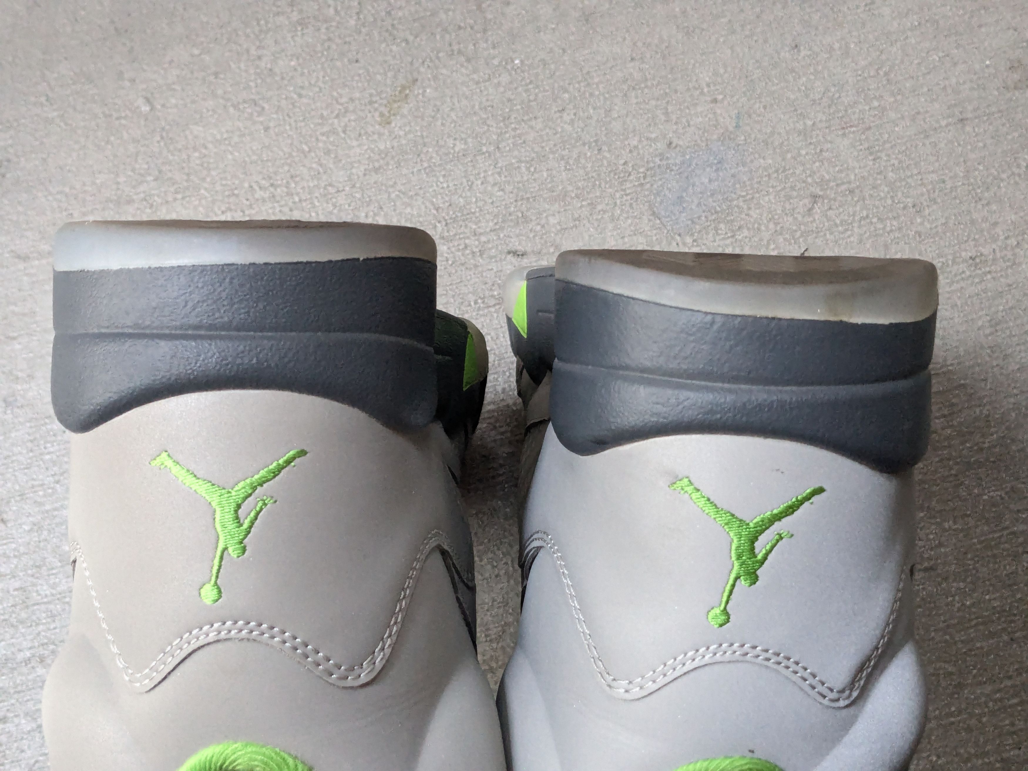 Jordan Brand Nike Air Jordan 5 Retro Green Bean DM9014-003 Metallic Size US 9 / EU 42 - 14 Thumbnail
