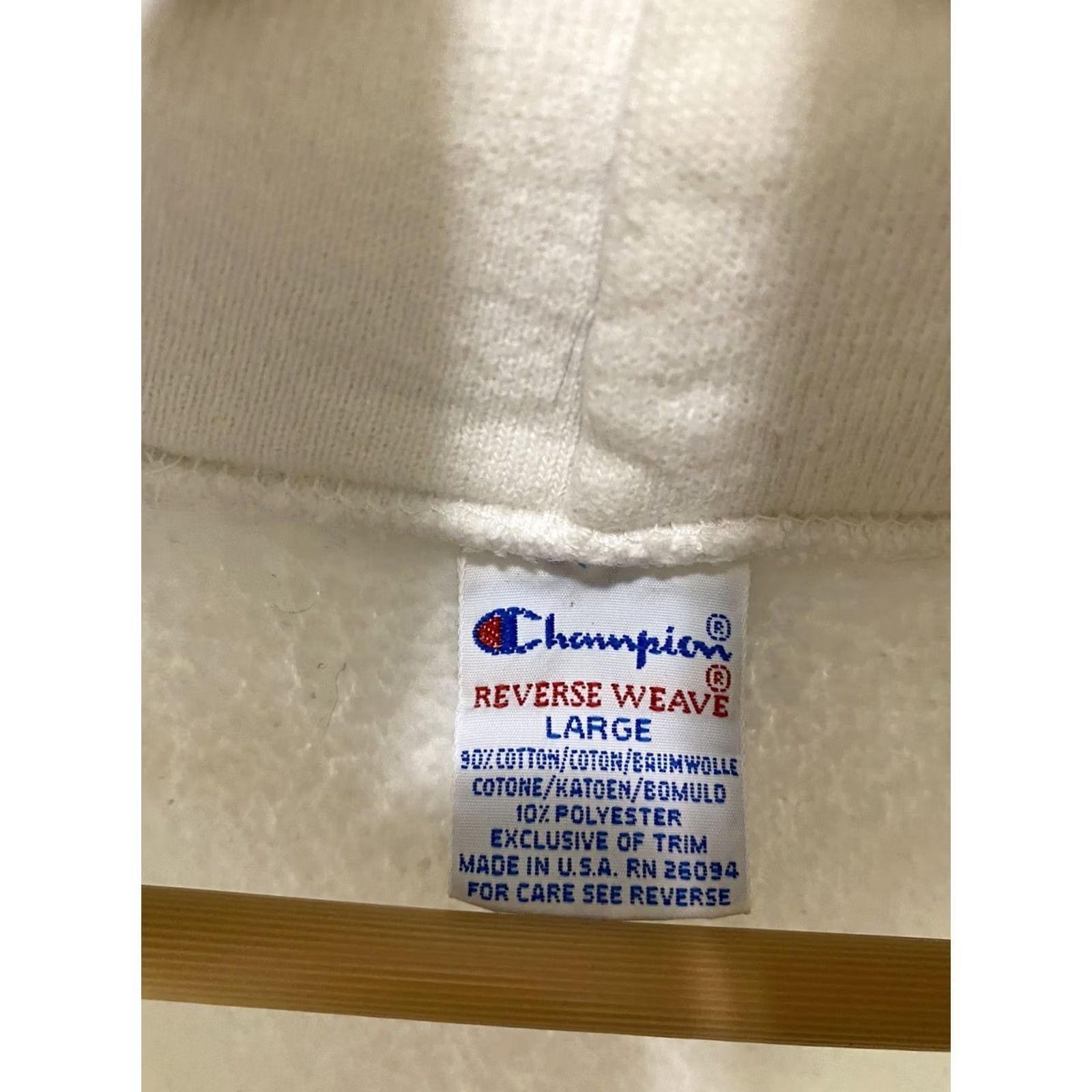 Champion VINTAGE Champion Reverse Weave Hoodie Mens White 90s Reversible Size L USA RARE Size US L / EU 52-54 / 3 - 3 Thumbnail