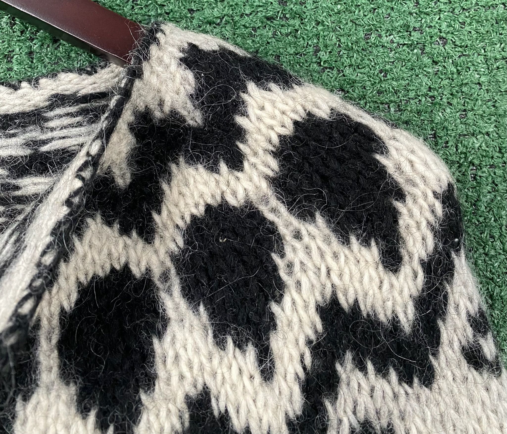 Handmade Y2K Hand Knitted Norway Fair Isle Alpaca Cardigan Sweater XS Size XS / US 0-2 / IT 36-38 - 3 Thumbnail
