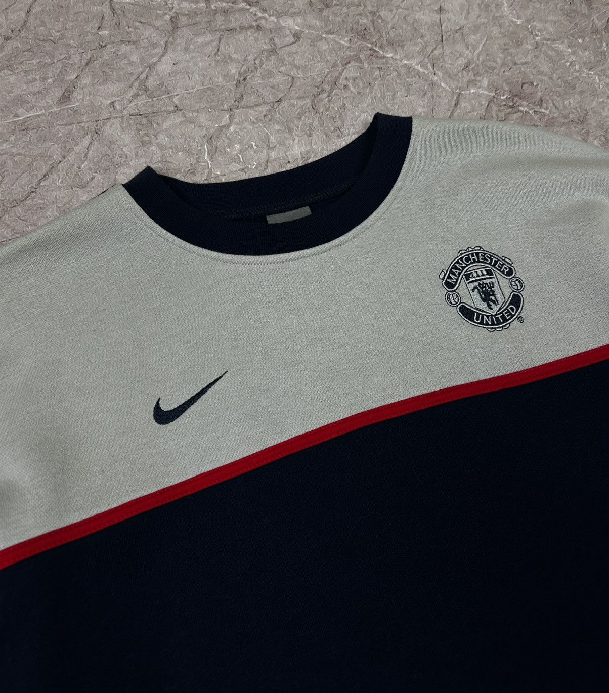 Nike Vintage Nike Manchester United Sweatshirt Size Xl Size US XL / EU 56 / 4 - 4 Thumbnail