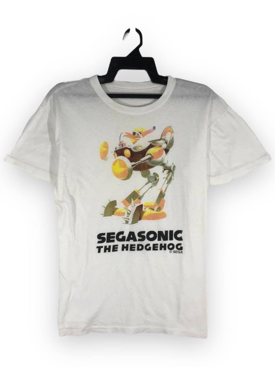 Vintage vintage sega sonic the hedgehog Size US M / EU 48-50 / 2 - 1 Thumbnail