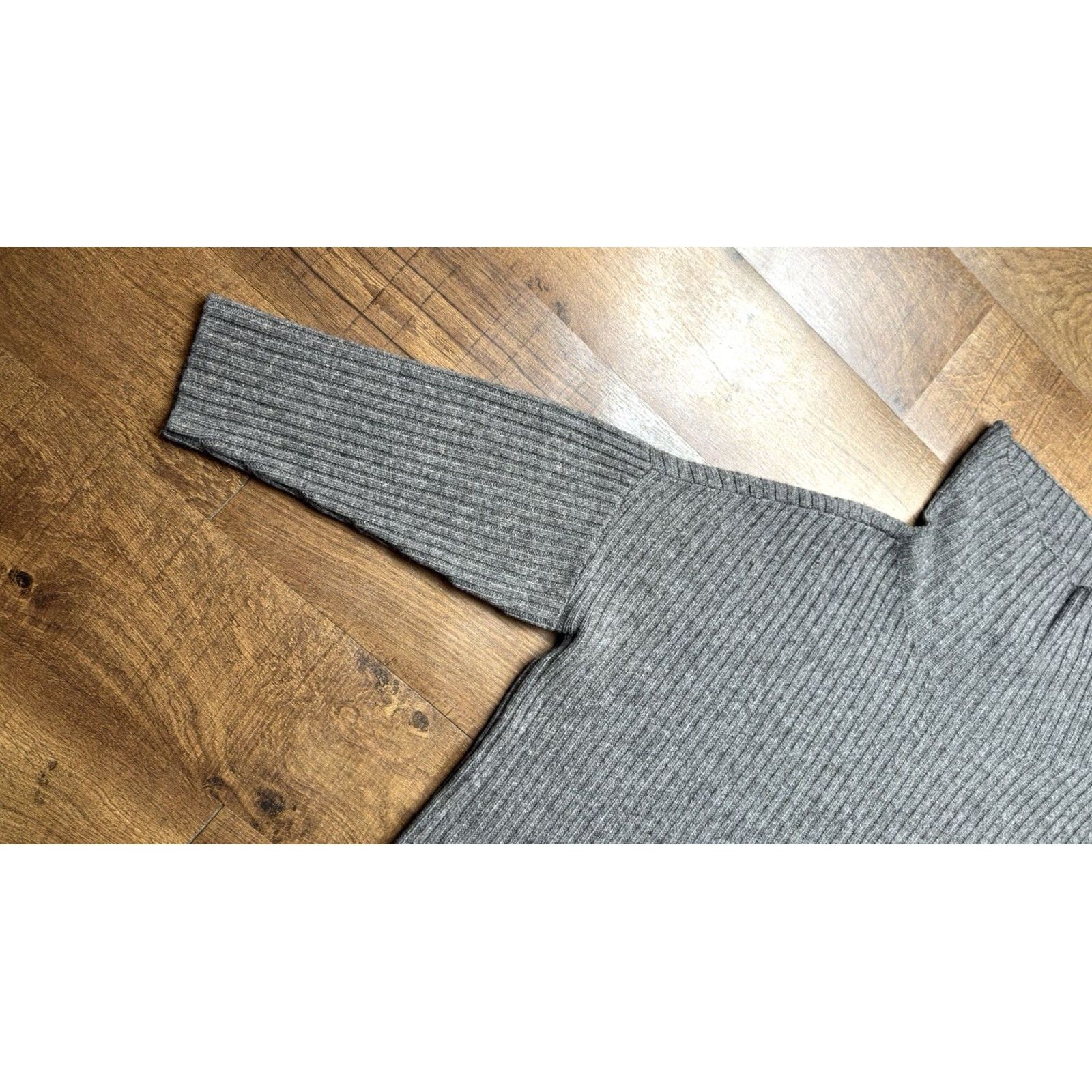 Eileen Fisher Eileen Fisher Sweater Womens Large Gray Yak Wool Oversized Turtleneck Knit Size L / US 10 / IT 46 - 4 Thumbnail