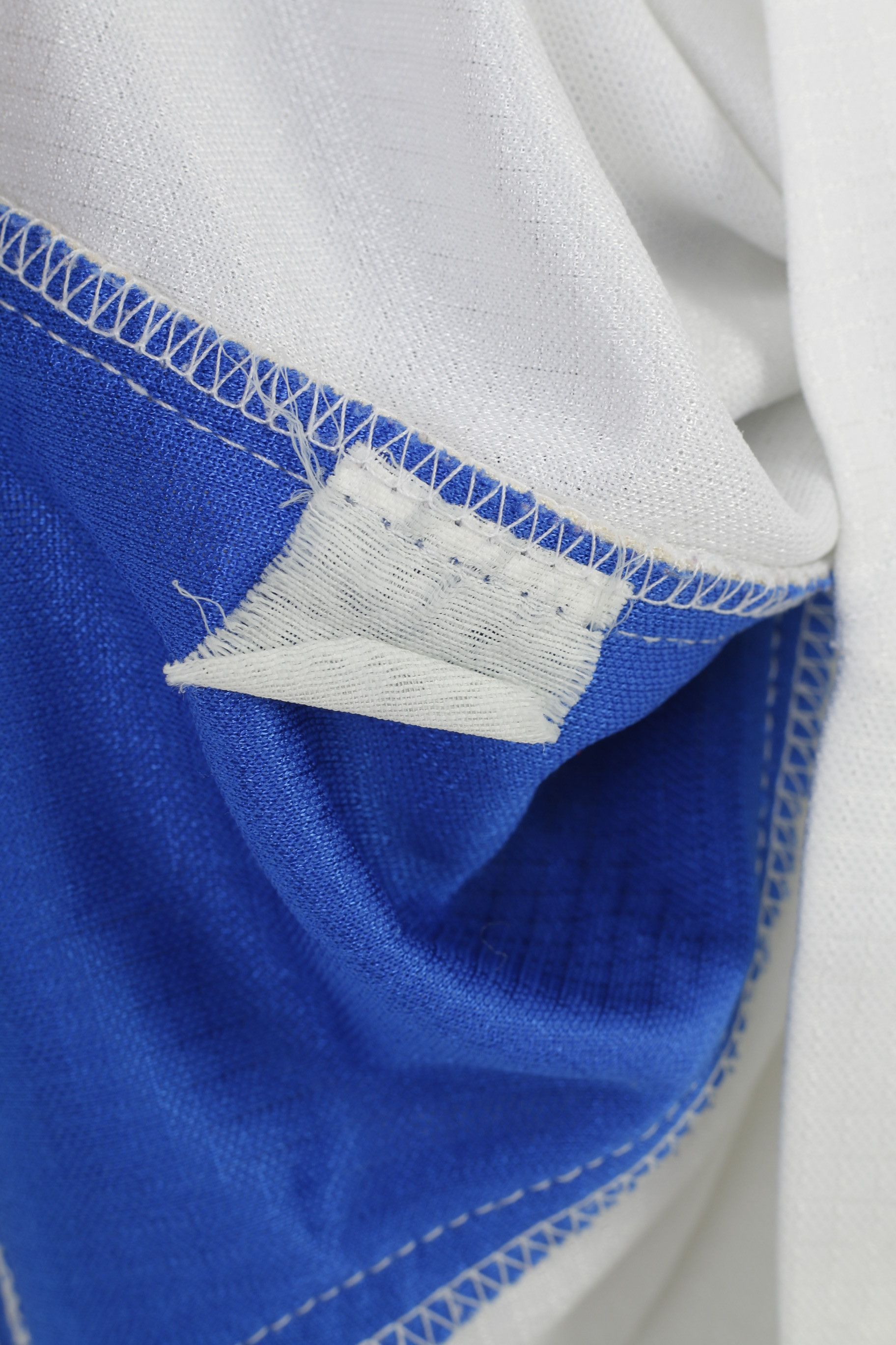 Vintage Vintage Men XS Shorts White Shiny Sportswear Training 10906 Size US 26 / EU 42 - 4 Thumbnail