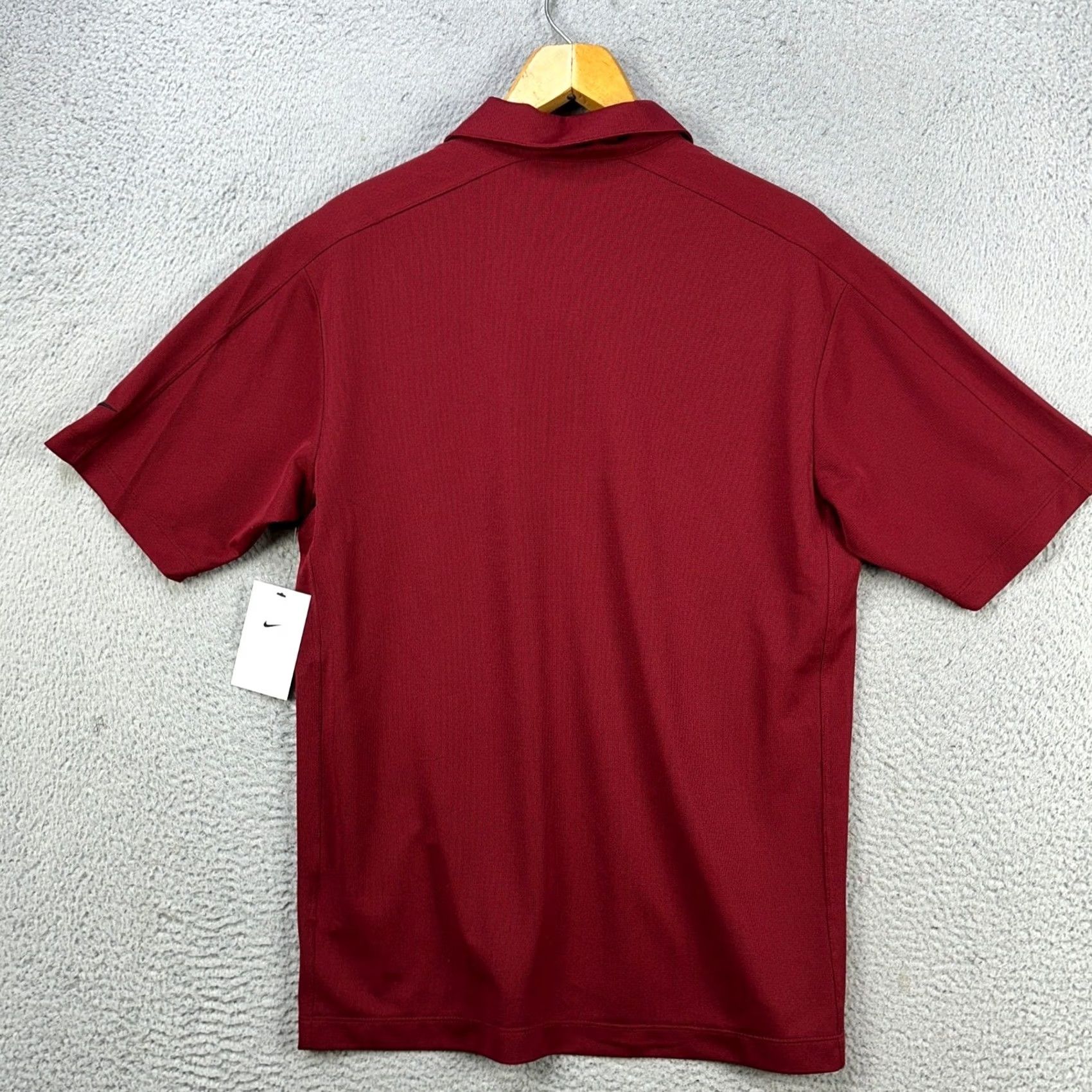 Nike Nike Golf Polo Shirt Mens Medium Maroon Short Sleeve Athletic NEW Casual Outdoor Rugby Golf Shirt Mens Size US M / EU 48-50 / 2 - 3 Thumbnail