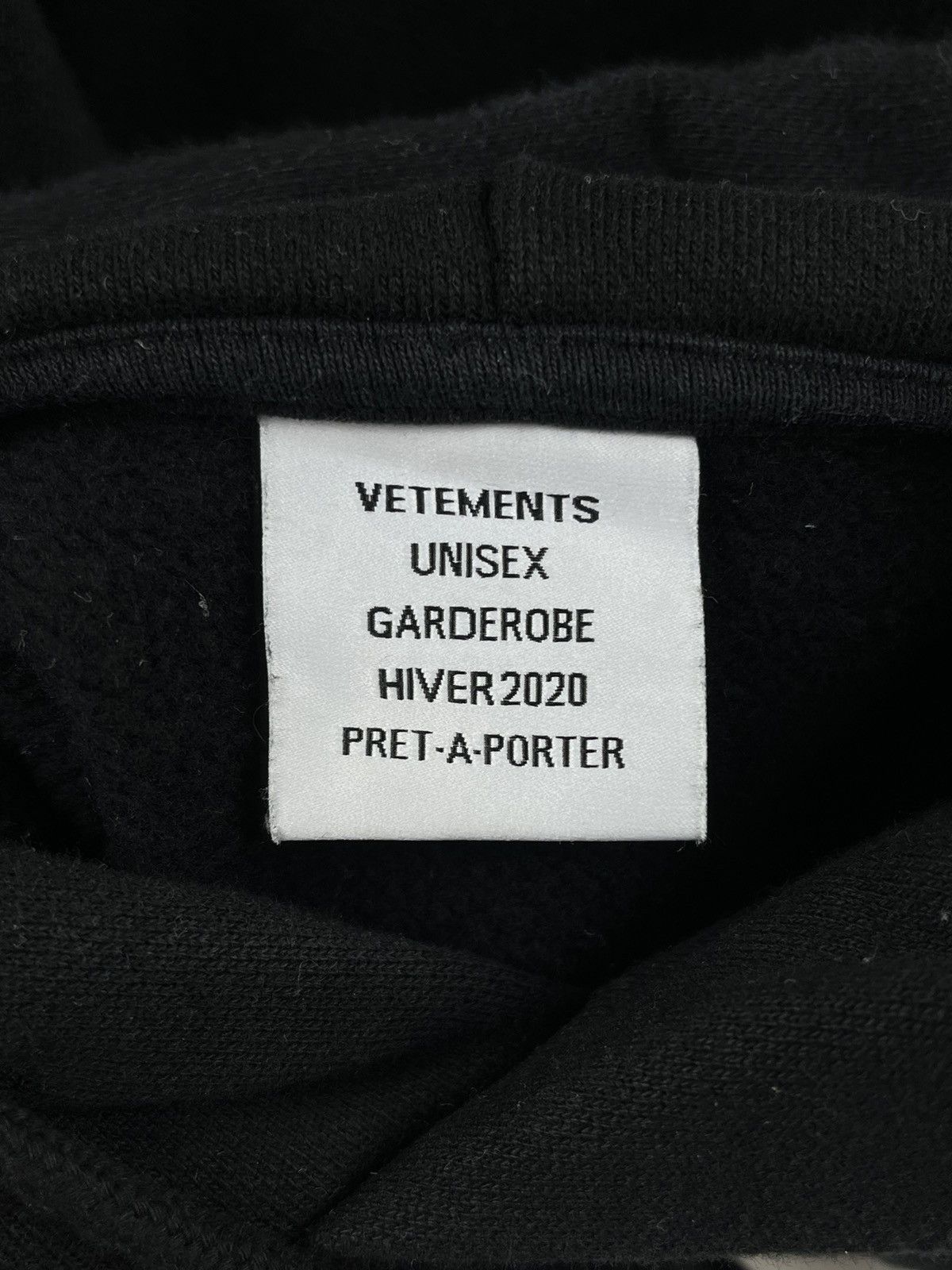 Vetements AW19 Vetements Translation Side Tag Logo Hoodie Black Size US XS / EU 42 / 0 - 7 Thumbnail