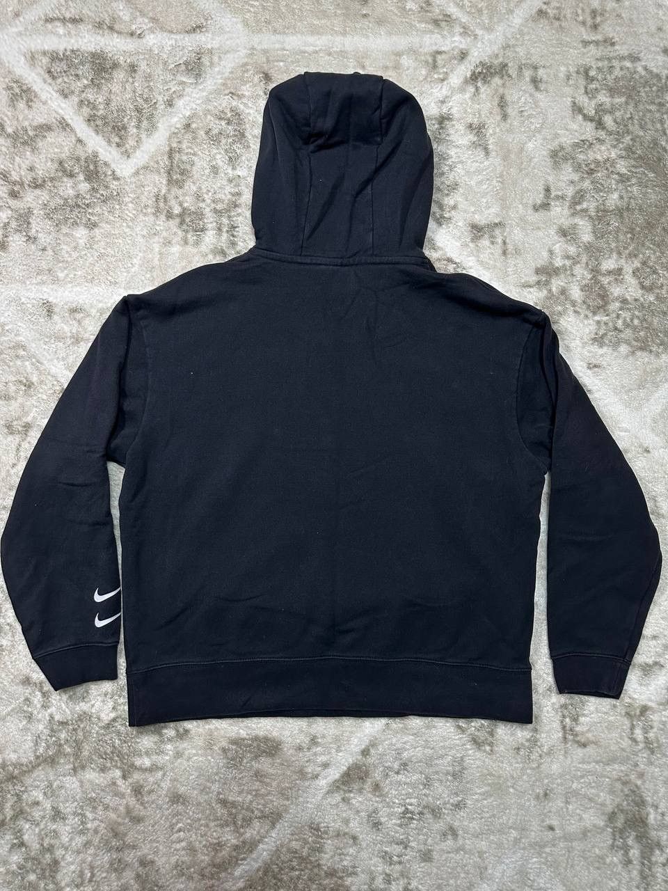 Nike Nike Black Swoosh Hoodie - Classic Streetwear Essential Size US M / EU 48-50 / 2 - 3 Thumbnail