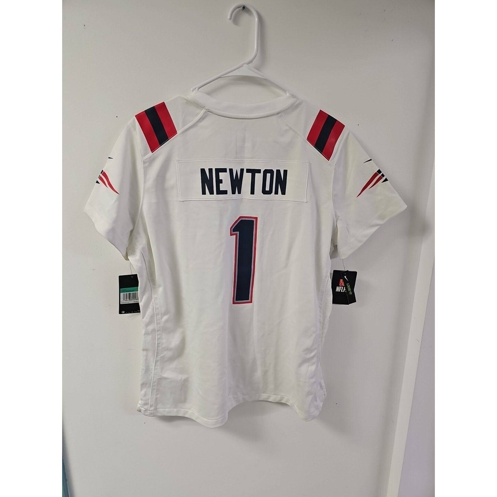 Nike Nike Cam Newton New England Patriots Women's Jersey XL NWT Size XL / US 12-14 / IT 48-50 - 12 Thumbnail