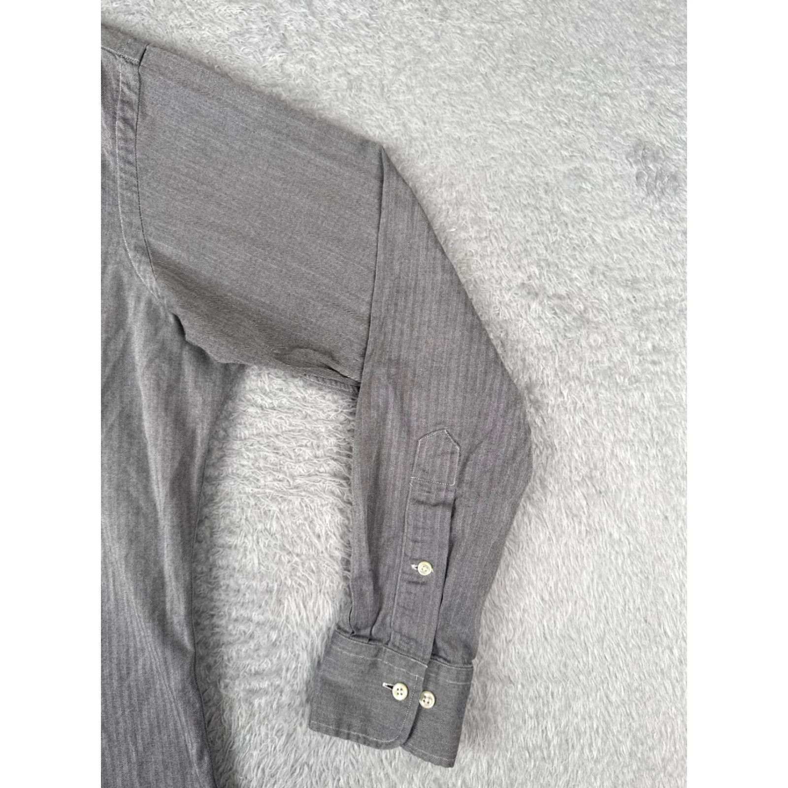 Polo Ralph Lauren VINTAGE Polo Ralph Lauren Shirt Mens Adult 15 Gray Cotton Herringbone Button-Up-Gray Reg/Regular Camping Outdoor 40 Chest Fall Winter Spring 15 Mens Size US M / EU 48-50 / 2 - 4 Thumbnail