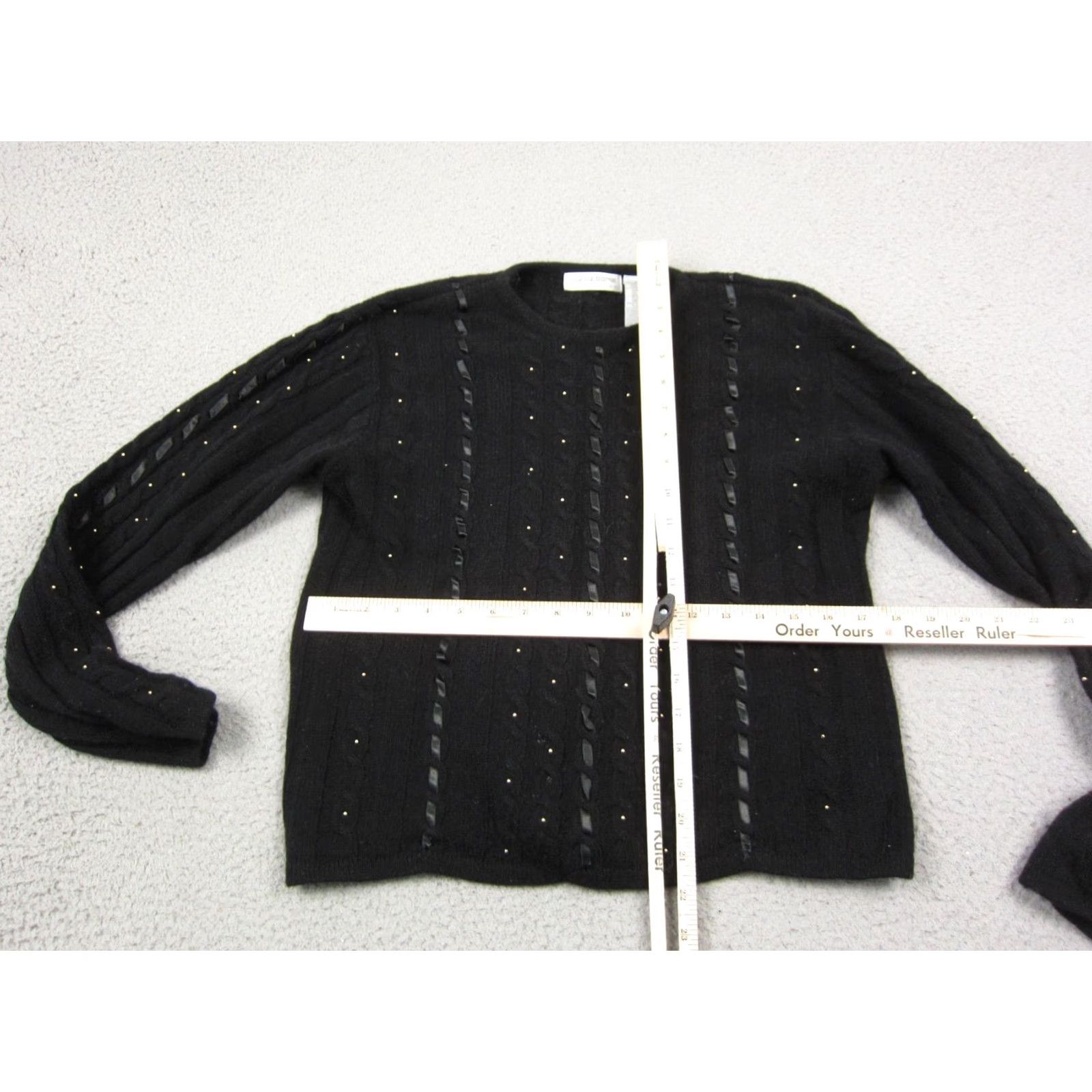 Liz Claiborne Liz Claiborne Sweater Womens Medium Black Angora Wool Beaded Cable-Knit Crew Neck Pullover 90s Classic Knit Casual Business Women Size M / US 6-8 / IT 42-44 - 6 Thumbnail