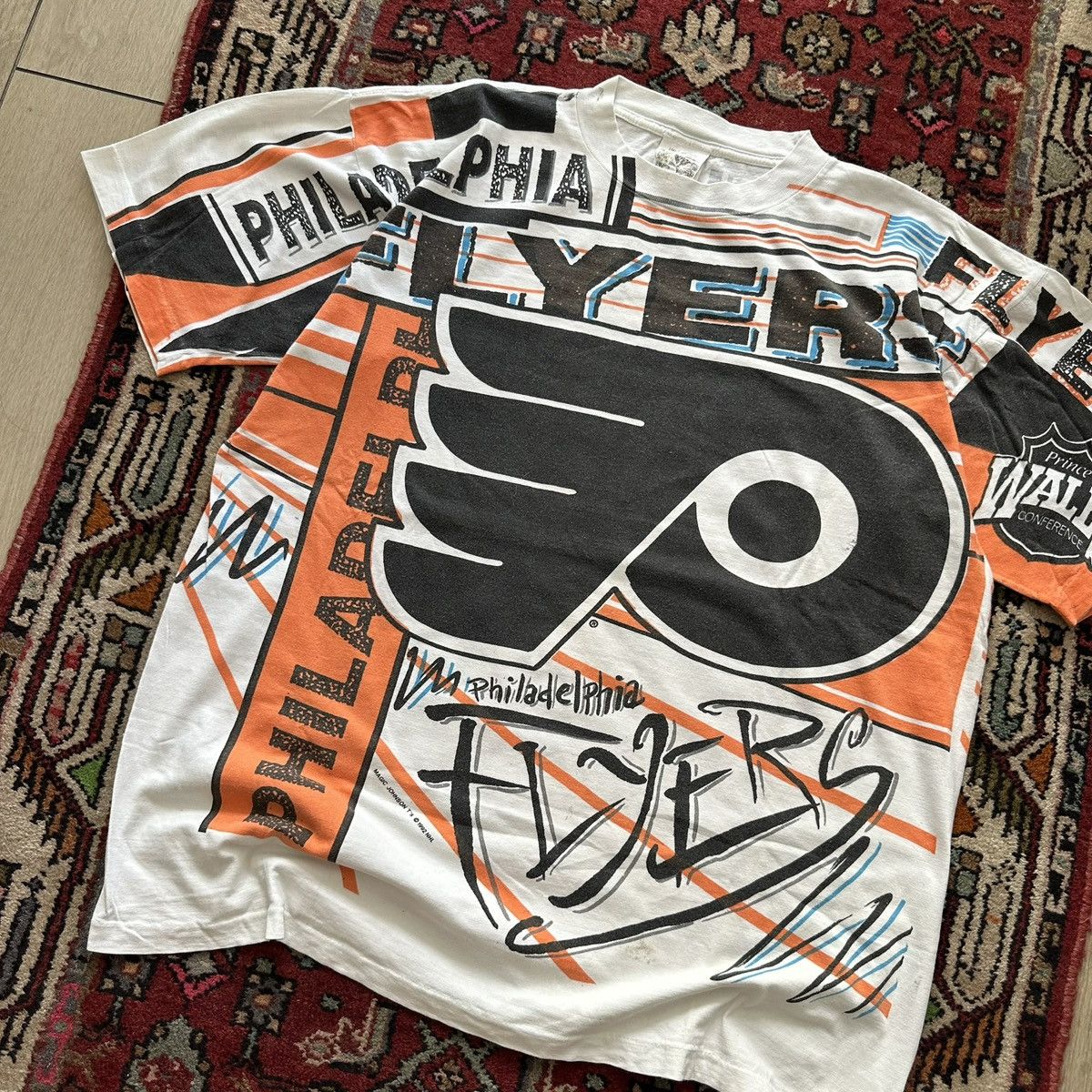 Vintage Vintage 1992 Philadelphia Flyers All Over Print Tee XL NHL Size US XL / EU 56 / 4 - 2 Thumbnail