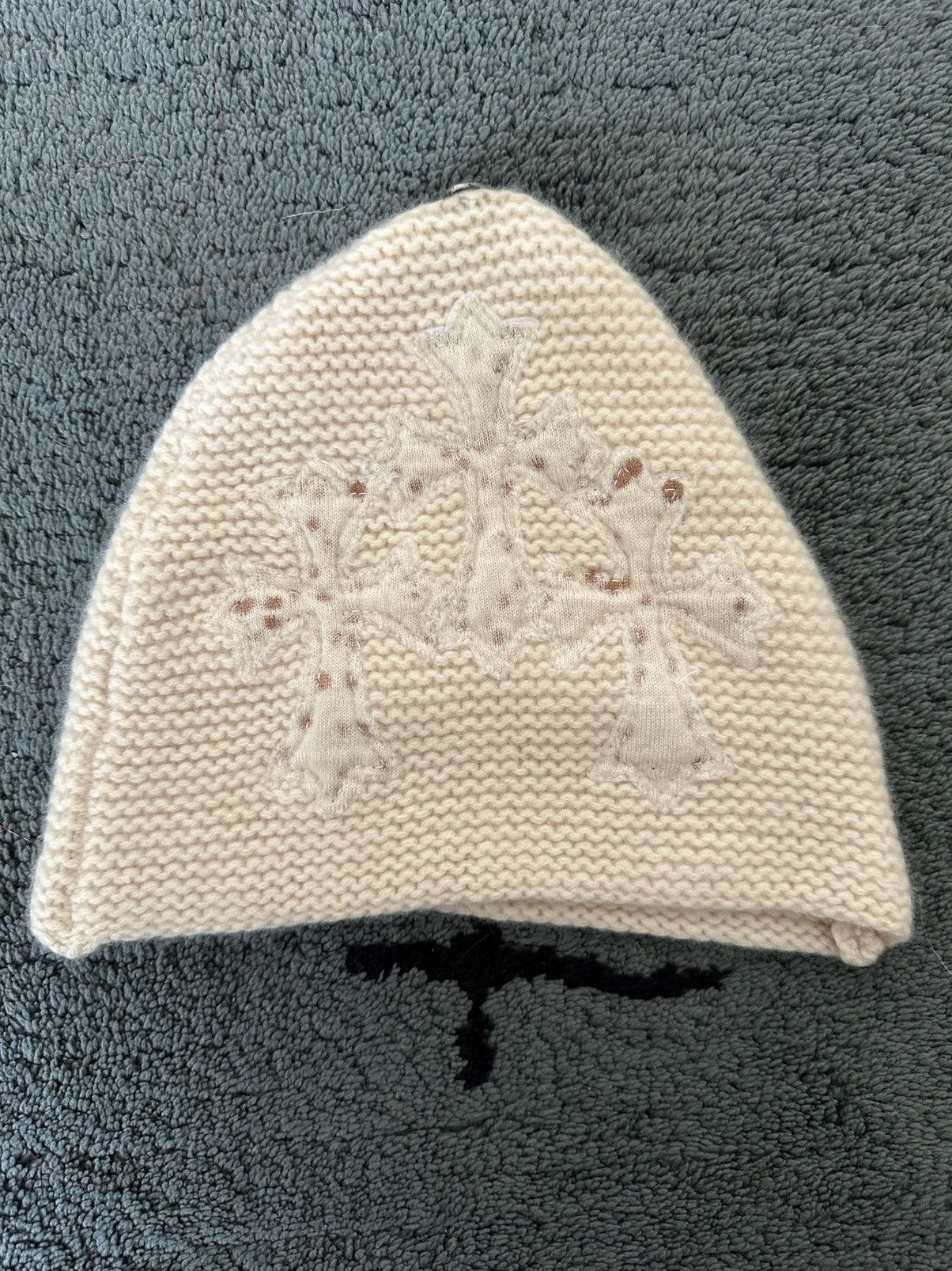 A&G Amal Guessous Rock Couture Cashmere Cross Beanie