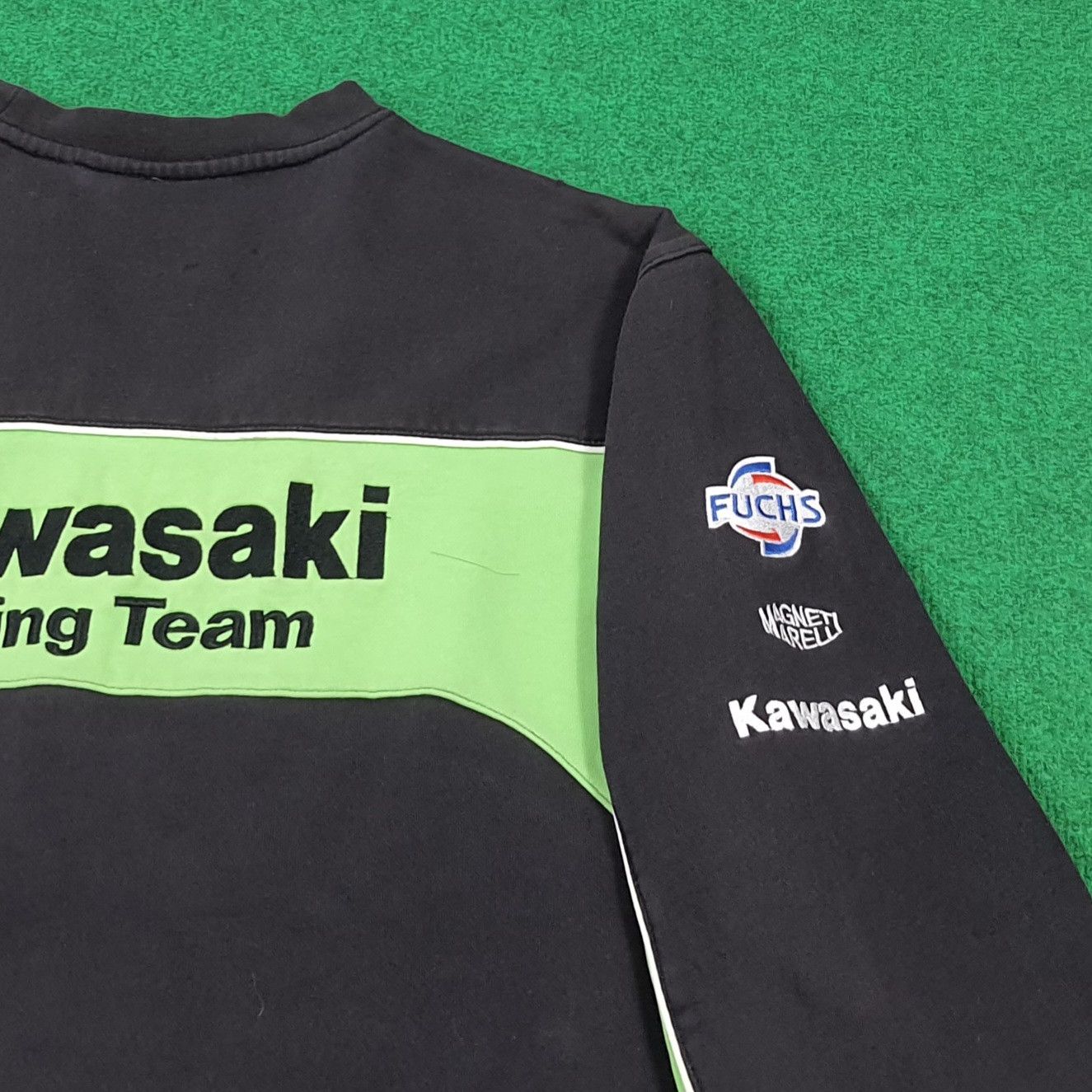 Japanese Brand Vintage 2002 Kawasaki Racing Team MotoGP Motorcross Crewneck Size US L / EU 52-54 / 3 - 2 Thumbnail