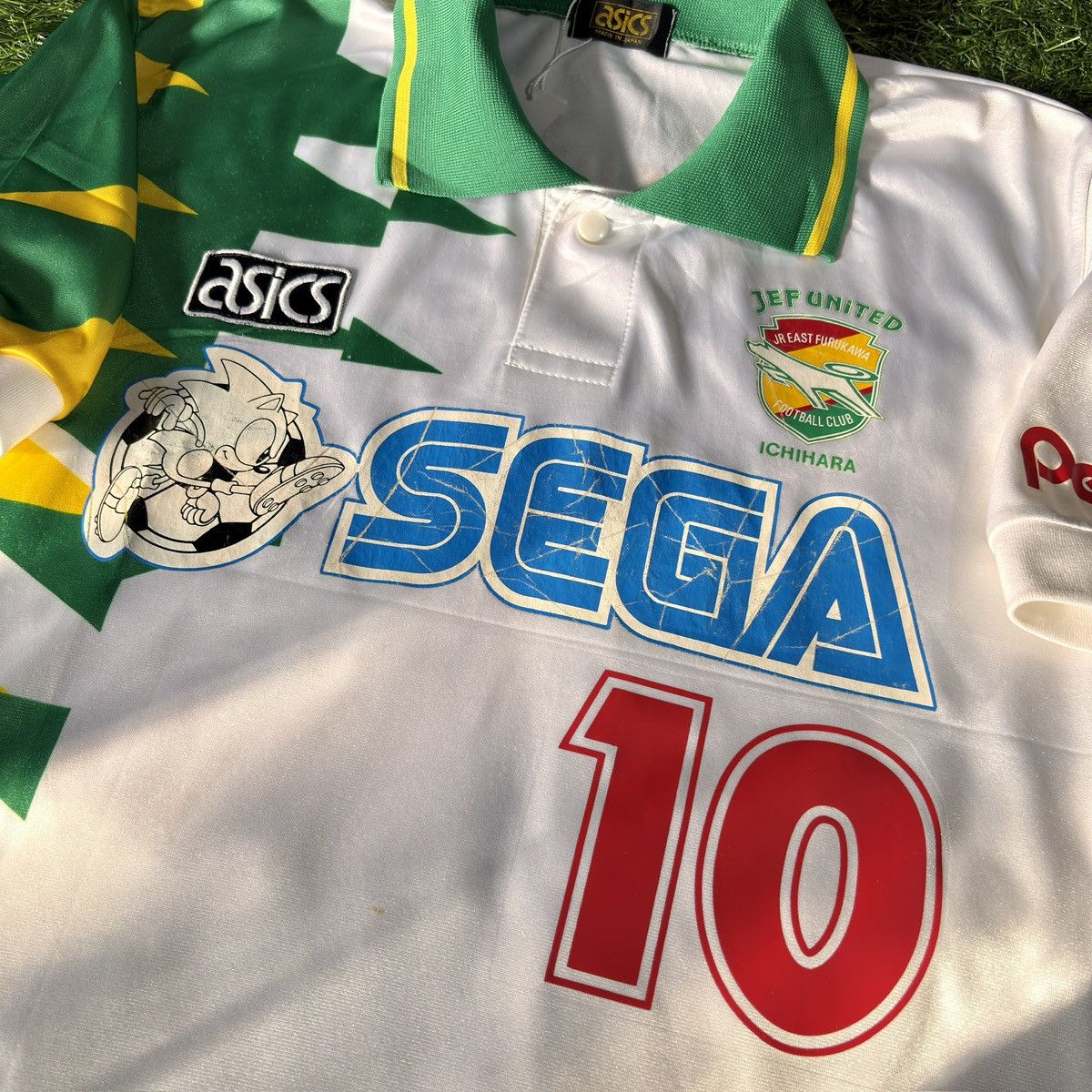 Asics Asics 1993-94 Jef United Away Jersey #10 8/10 Size US M / EU 48-50 / 2 - 4 Thumbnail