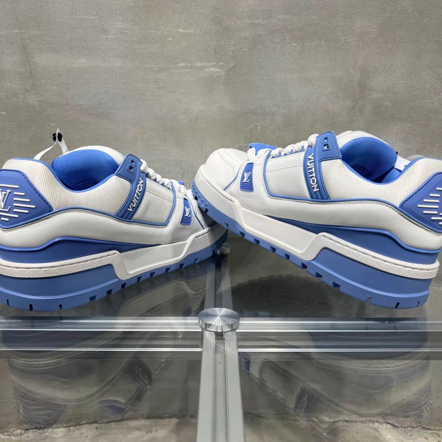 Louis Vuitton LV Trainer Maxi White & Blue UK10 / 44 Size US 11 / EU 44 - 5 Thumbnail