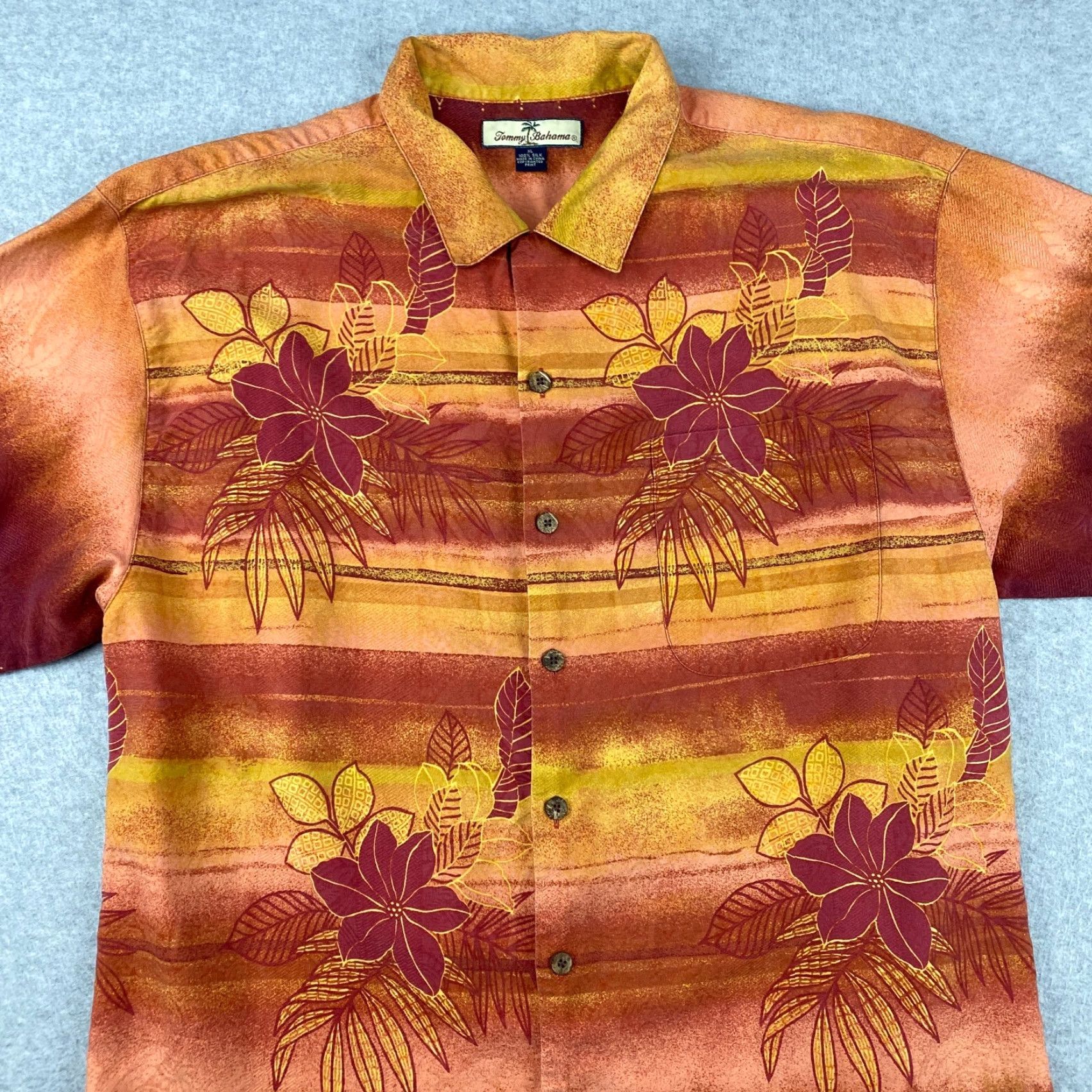 Tommy Bahama Tommy Bahama Shirt Mens XL Multicolor Silk Button-Up Hawaiian Short Sleeve Size US XL / EU 56 / 4 - 2 Thumbnail