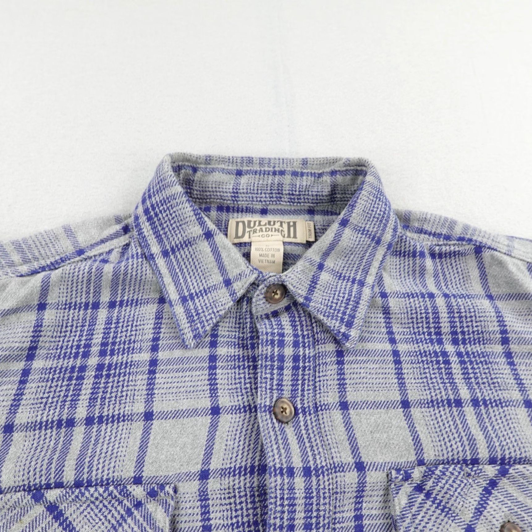 Vintage Duluth Shirt Mens Large Gray Blue Plaid Flannel Button Up Workwear Outdoors Size US L / EU 52-54 / 3 - 2 Thumbnail