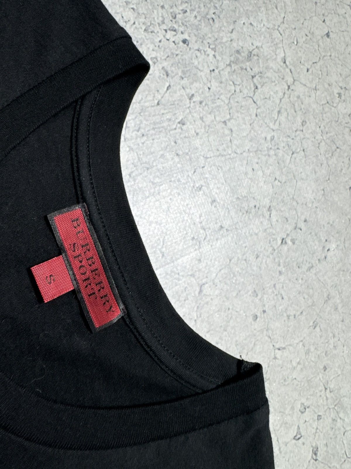 Burberry Burberry Sport Luxury T-Shirt Black Vintage Size S Size US S / EU 44-46 / 1 - 5 Thumbnail