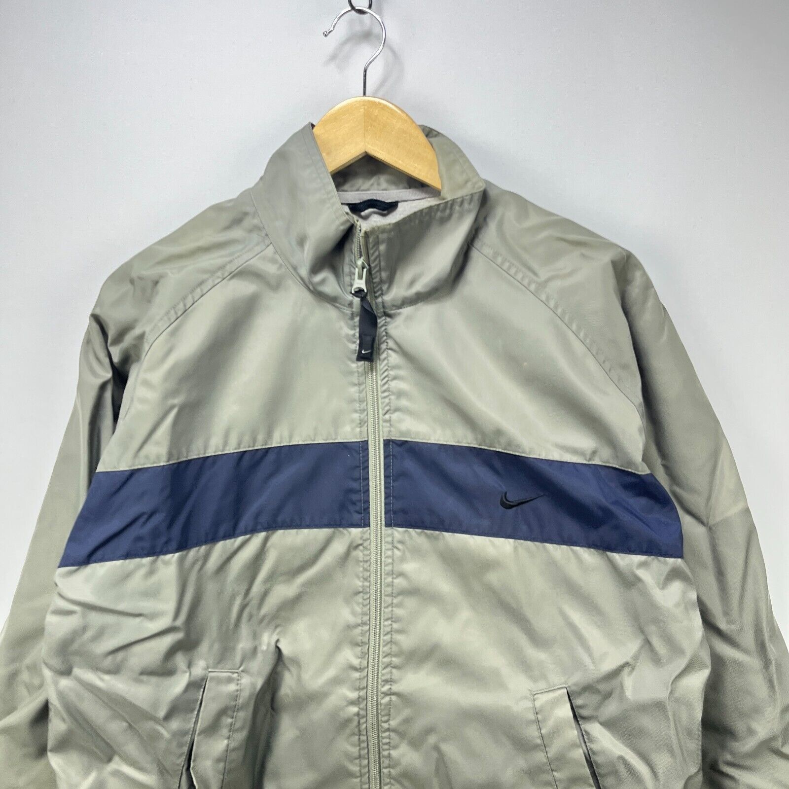 Nike × Vintage Vintage Y2K Nike Swoosh Windbreaker Jacket Small Size US S / EU 44-46 / 1 - 2 Thumbnail