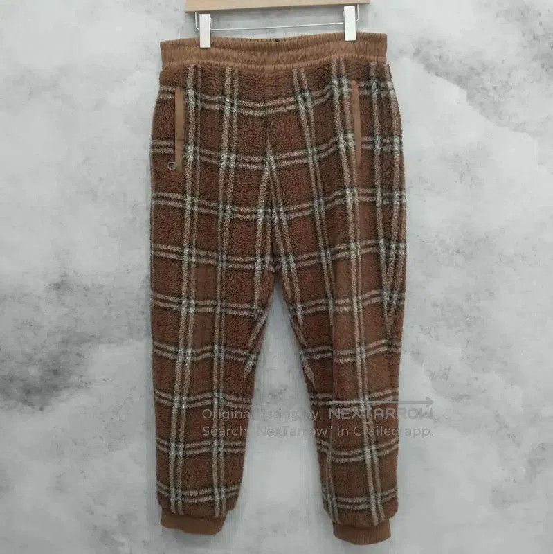 Burberry Burberry Brown Plaid Cotton Casual Pants. Size US 32 / EU 48 - 1 Thumbnail