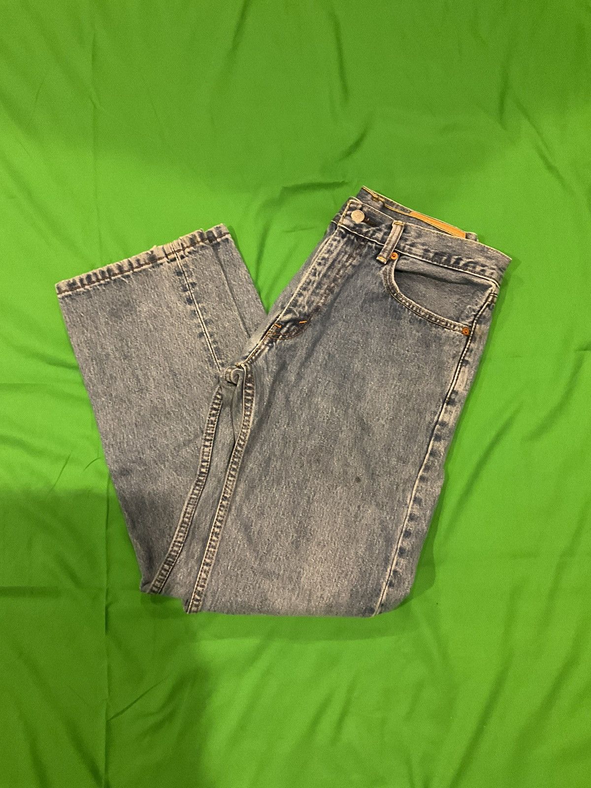 Levi's × Vintage Vintage Levi's 505 jeans in a unique faded denim Size US 33 - 1 Thumbnail