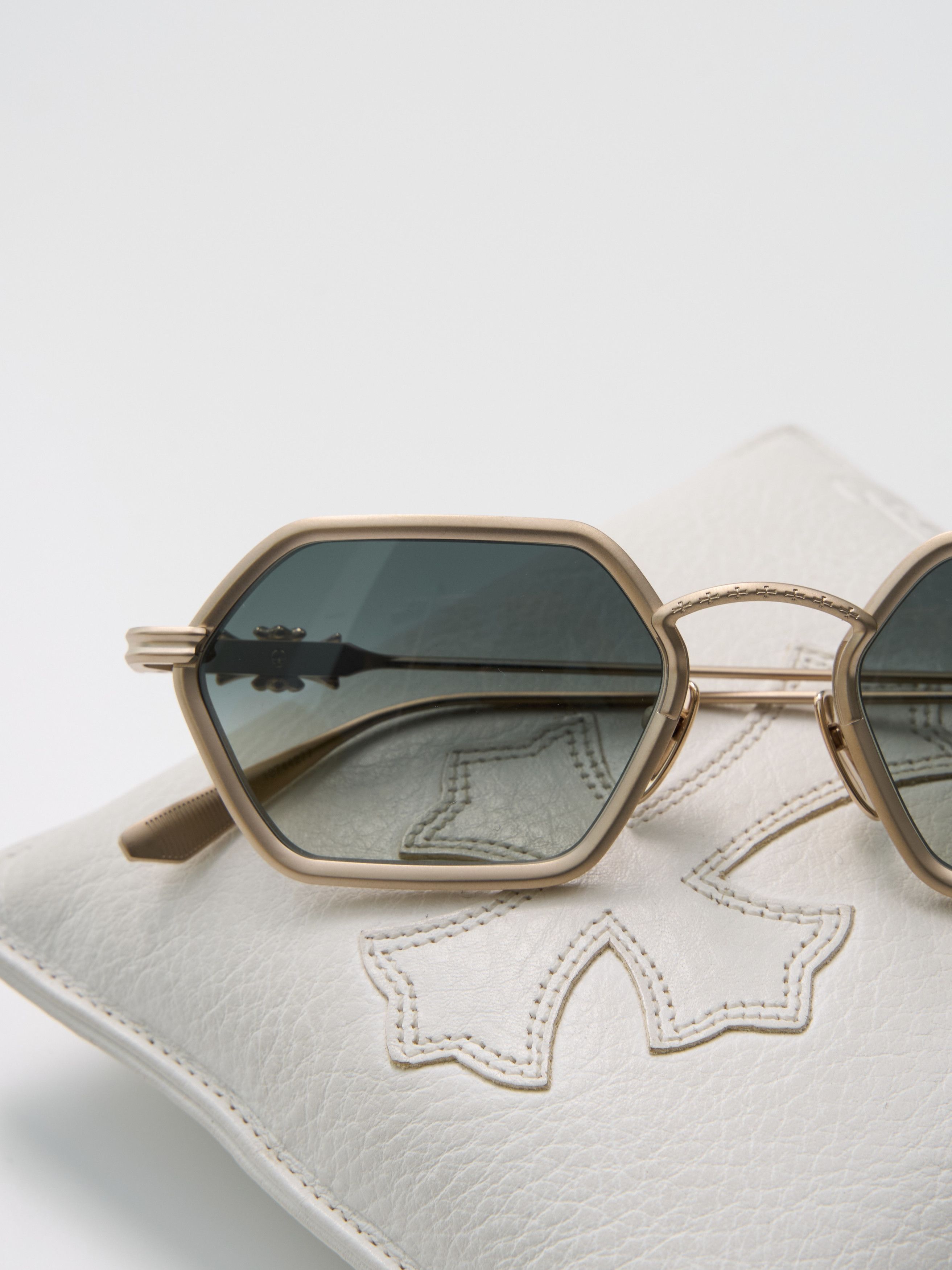 Chrome Hearts CHROME HEARTS DATASS MATTE GOLD PLATED Size ONE SIZE - 12 Thumbnail