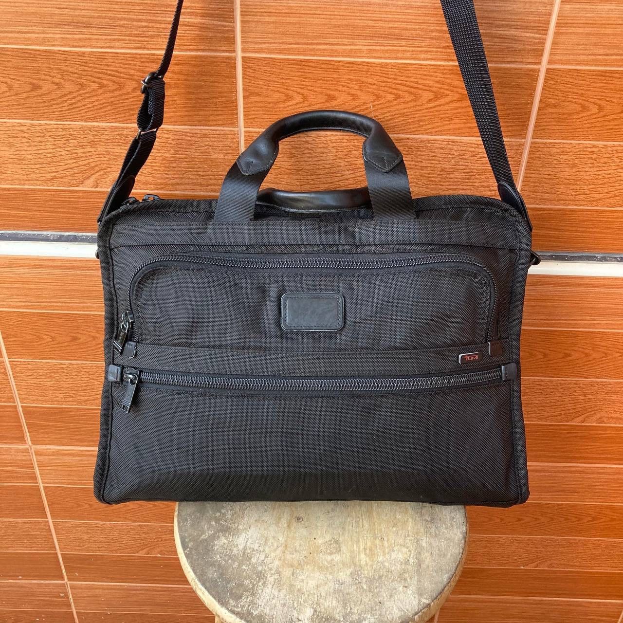 Tumi Authentic TUMI Briefcase Bag Size ONE SIZE - 1 Thumbnail