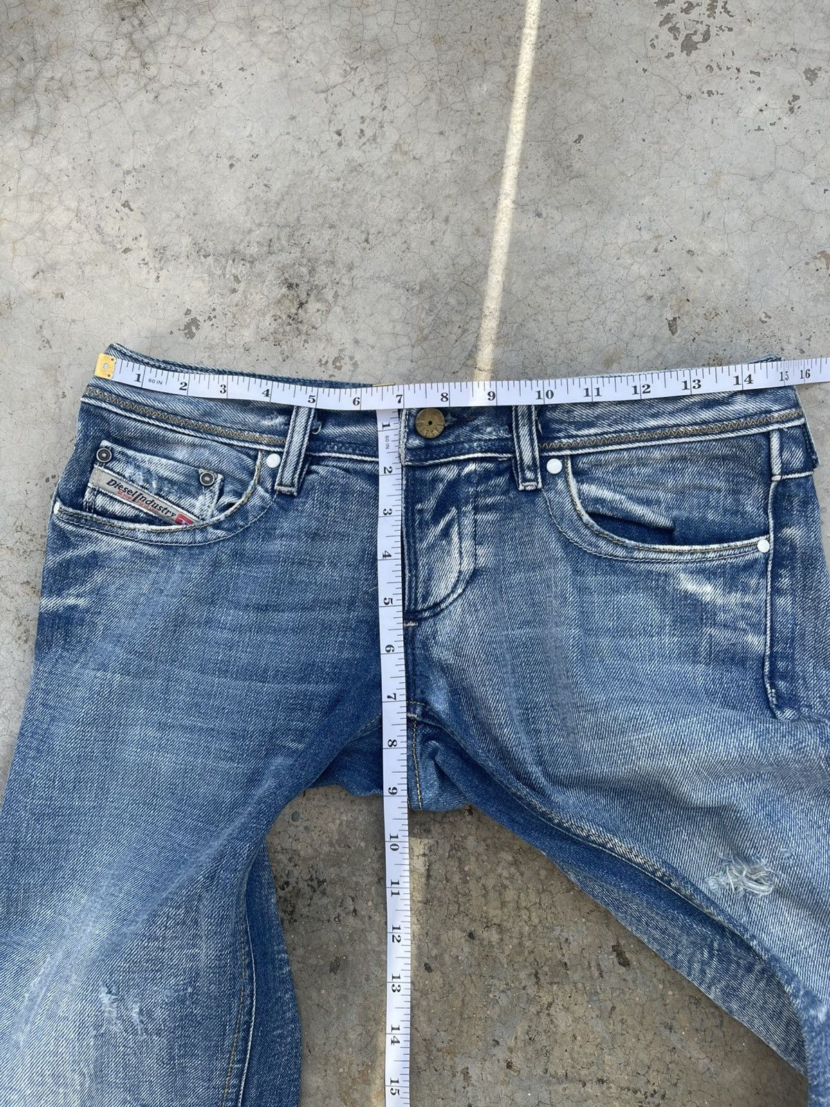 Diesel Vintage Diesel Lowky Distressed Denim s6 Size US 26 / EU 42 - 15 Thumbnail