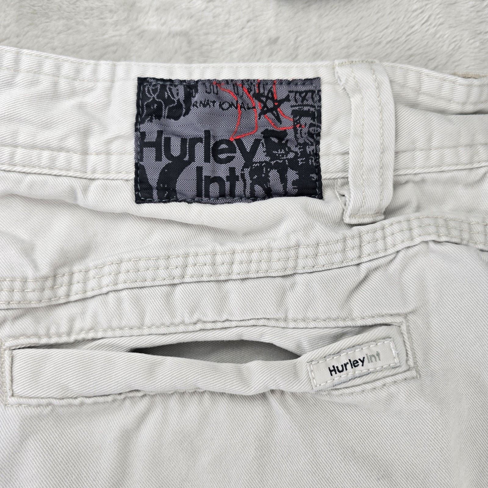 Hurley Vintage Hurley Shorts Men 33x10 Ivory Cargo Skater Y2K Surf Size US 33 - 9 Thumbnail