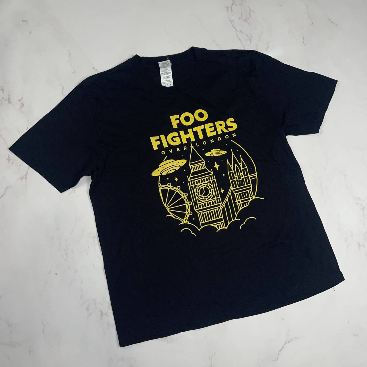 Vintage Band Tees×Vintage Vintage Foo Fighters Over London Rock SZ L Size US L / EU 52-54 / 3 - 3 Thumbnail