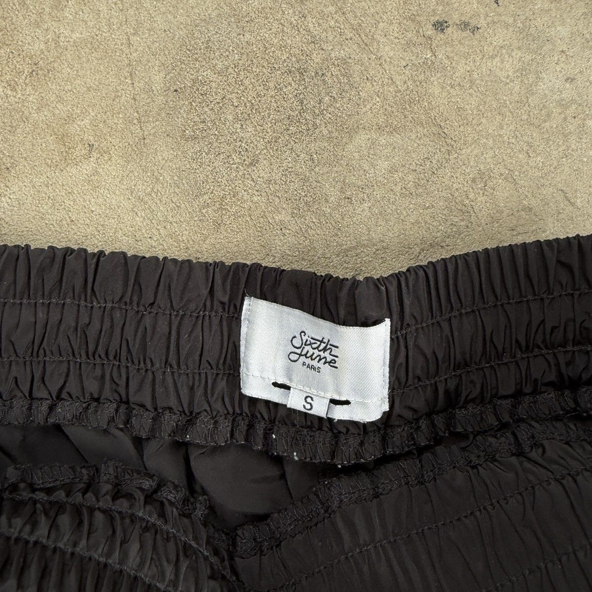 20471120 × Sixth June Paris Sixth June Paris Nylon Avant Garde Shorts Size US 30 / EU 46 - 4 Thumbnail